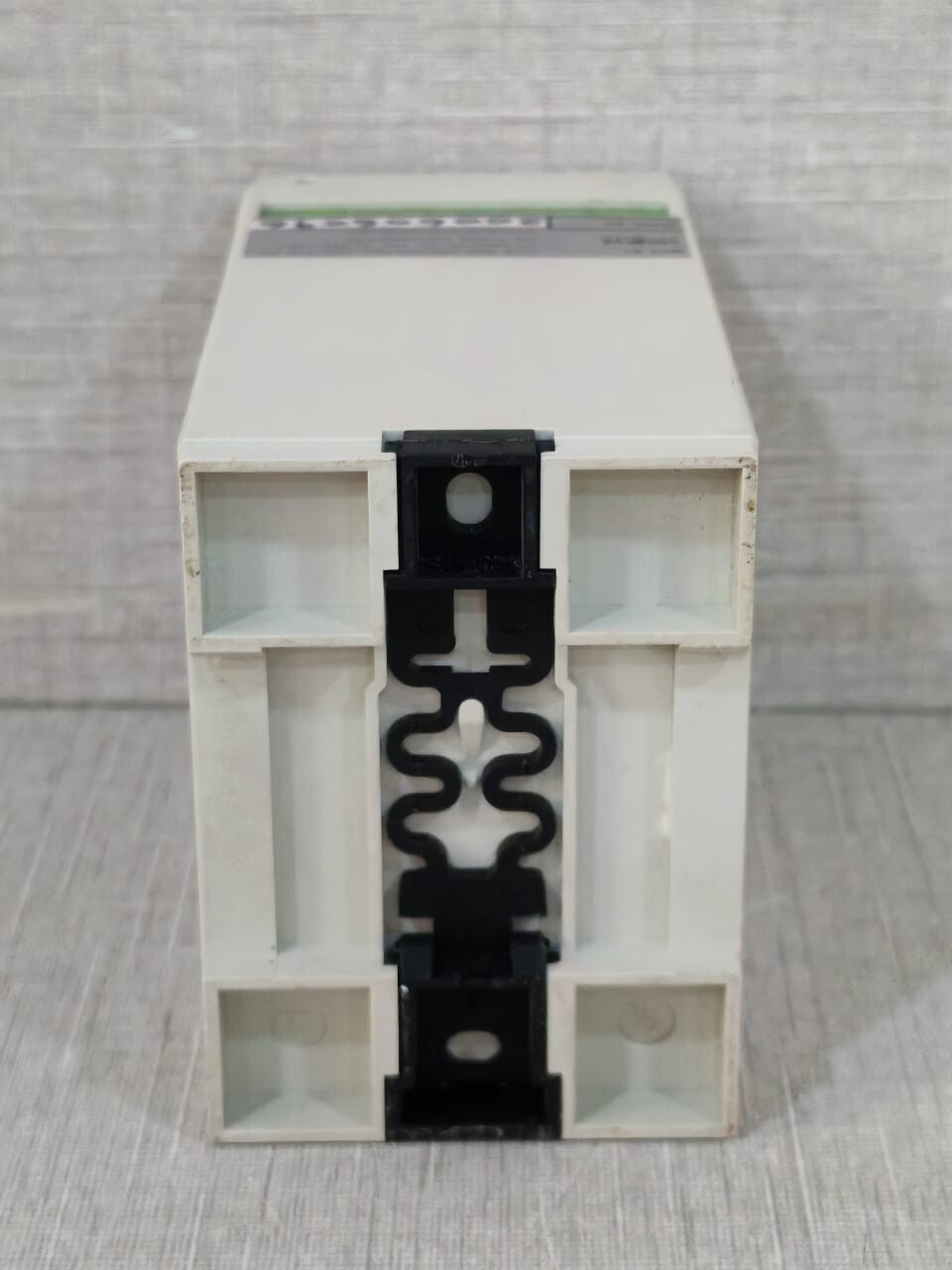 CANOPUS INSTRUMENTS 1IVI 42010-1 CANOPUS INSTRUMENTS 1IVI 42010-1 DC ISOLATING AMPLIFIER 9