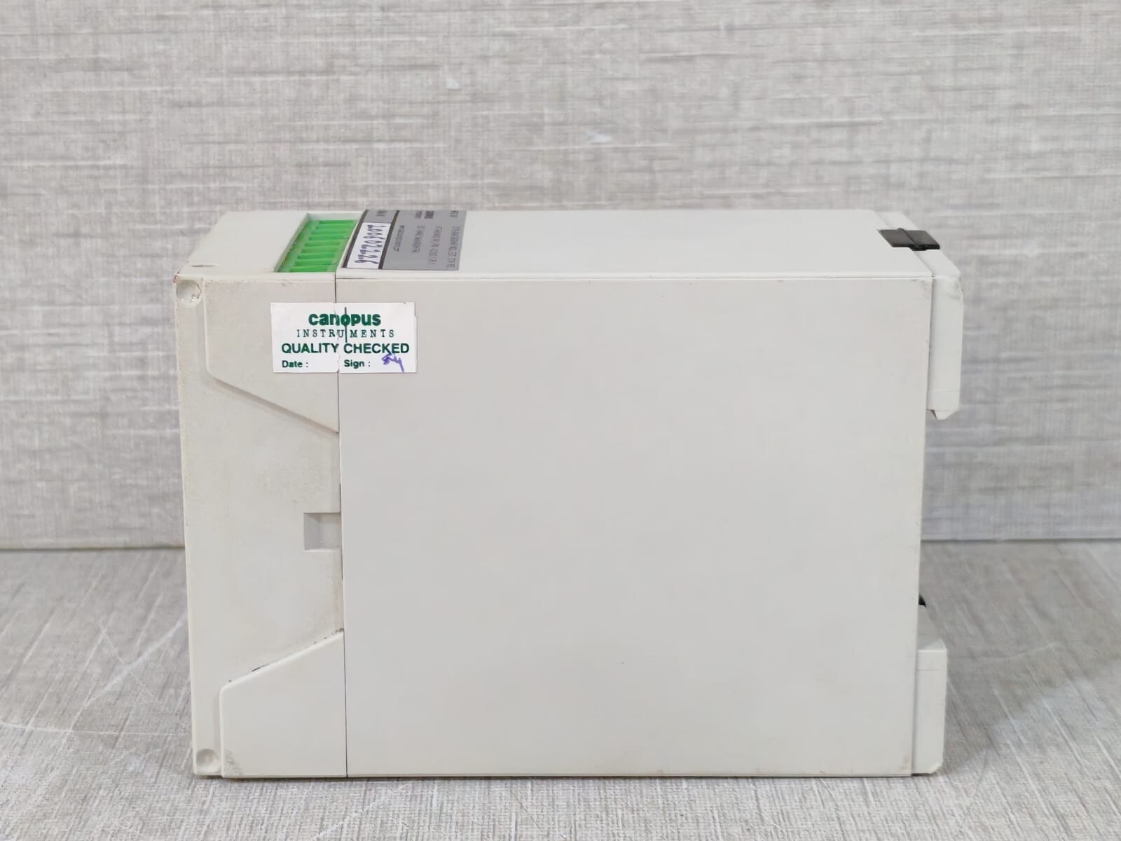 CANOPUS INSTRUMENTS 1VVI 1010-1 CANOPUS INSTRUMENTS 1VVI 1010-1 DC ISOLATING AMPLIFIER 7