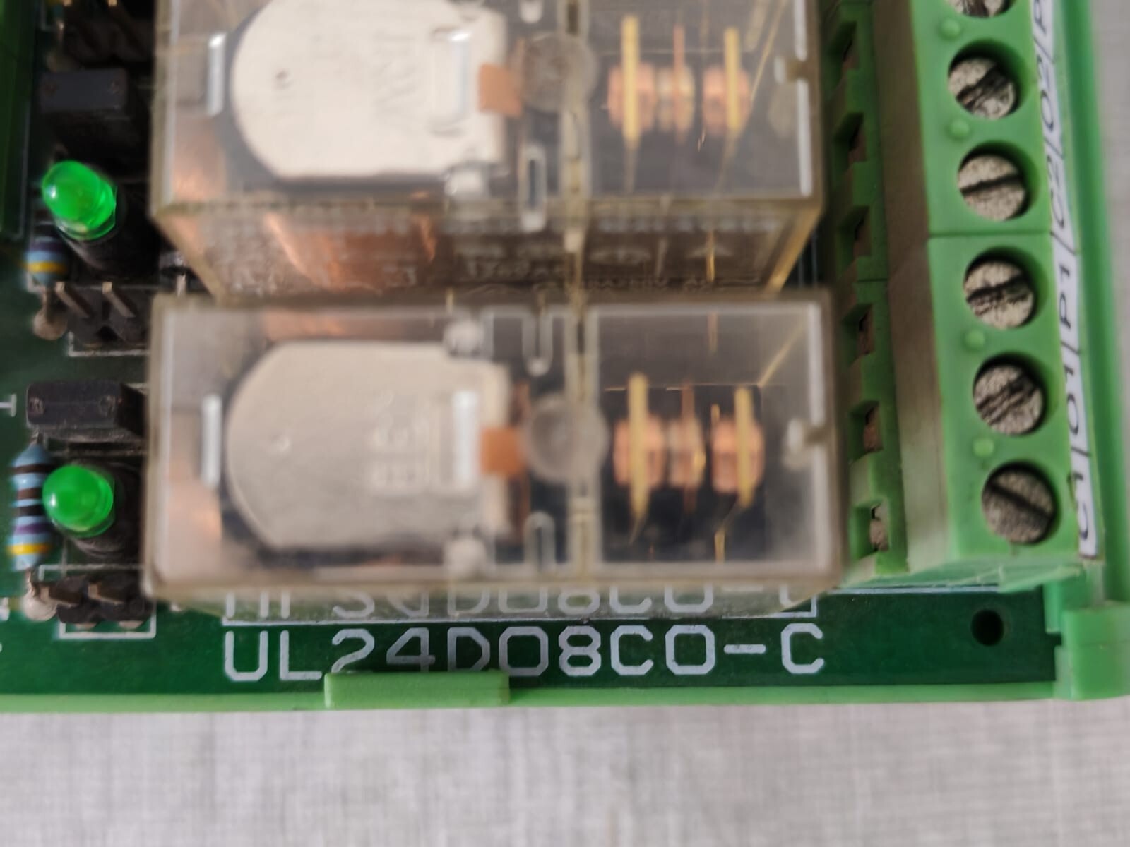 UL GROUP UL24DO8CO-C UL GROUP UL24DO8CO-C 8-CHANNEL RELAY BOARD 2