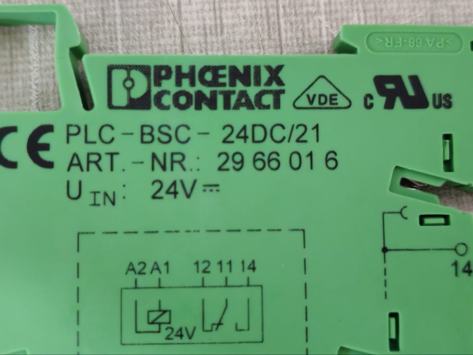 Phoenix Contact PLC-BSC-24DC/21 PHOENIX CONTACT PLC-BSC-24DC/21 RELAY BASE 29 66 016 2