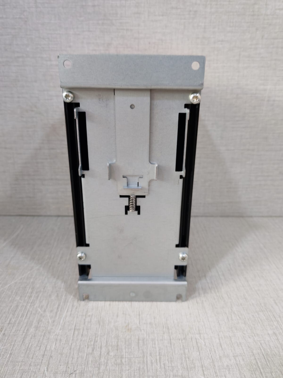 Danfoss 175G5211 Danfoss MCD 202-018-T4-CV3 VLT Soft Starter 175G5211 10