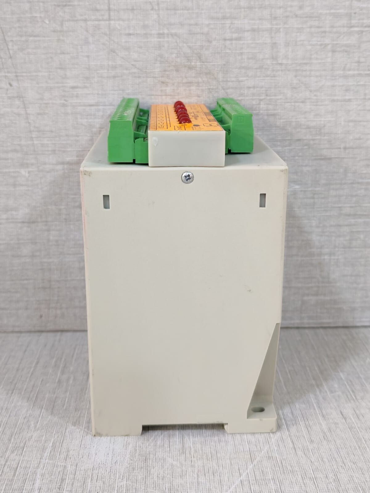 CTQ-UNITRO QC8/M CTQ-UNITRO QC8/M FAULT REPORTING SYSTEM 230VAC 6