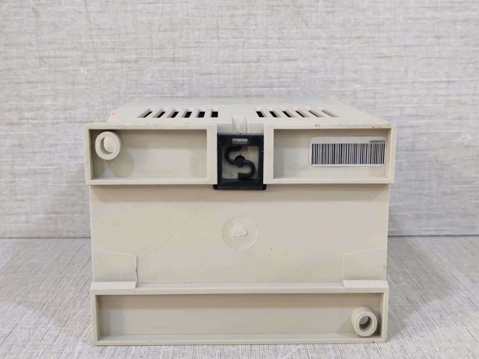 CTQ-UNITRO QC8/M CTQ-UNITRO QC8/M FAULT REPORTING SYSTEM 230VAC 8