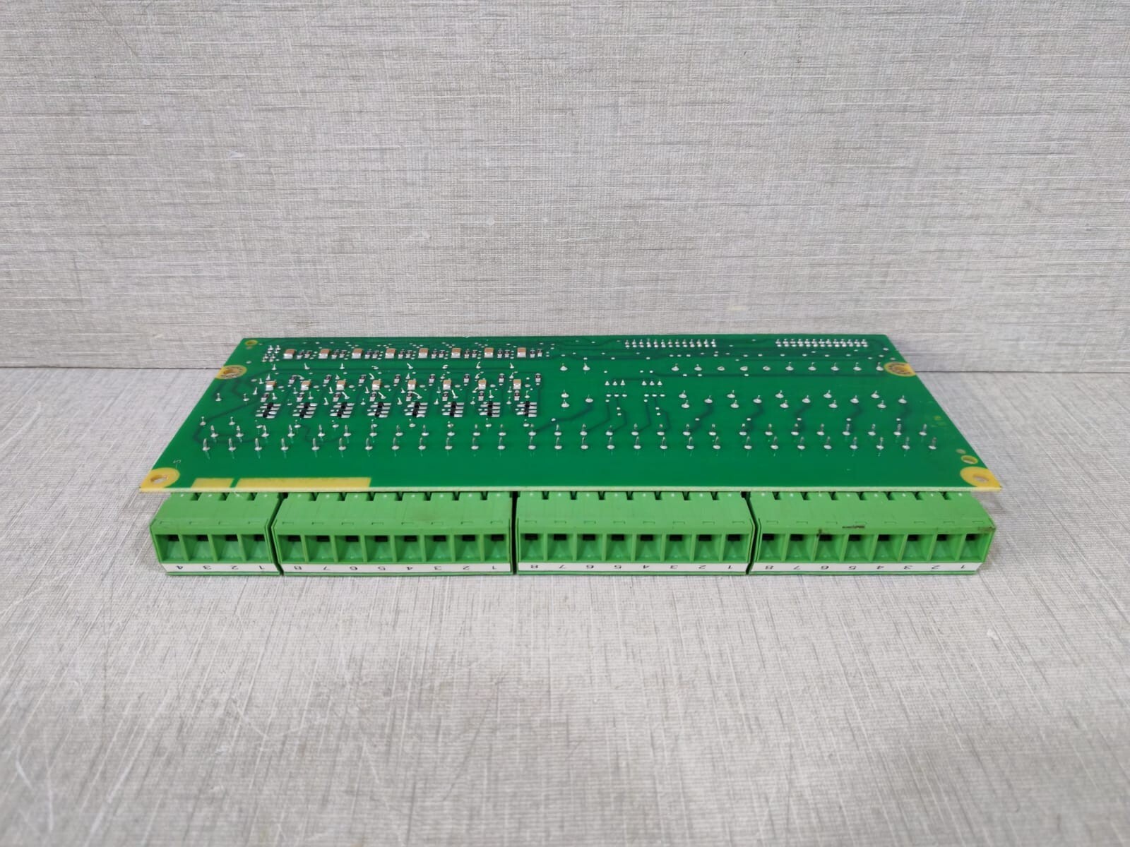 ABB ABB SDCS-IOB-21 ABB SDCS-IOB-21 PLC Module PCB Board 9
