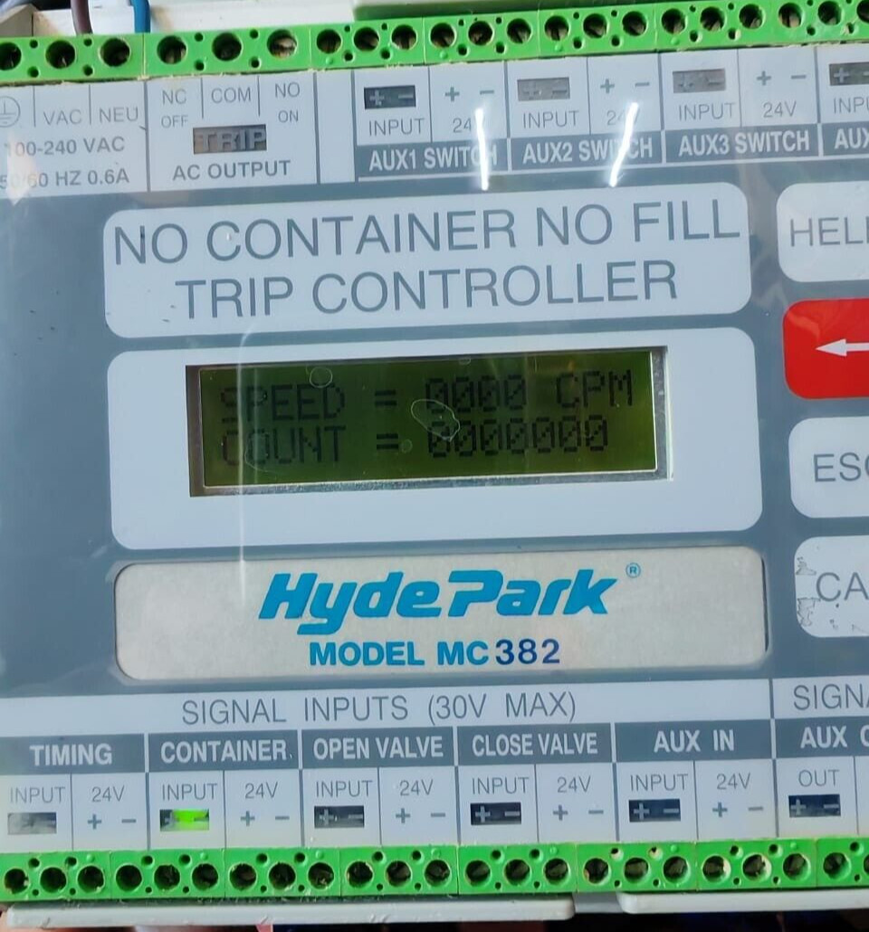HYDE PARK MC382 HYDE PARK MC382 NO CONTAINER NO FILL TRIP CONTROLLER 100-240VAC -dark screen 2