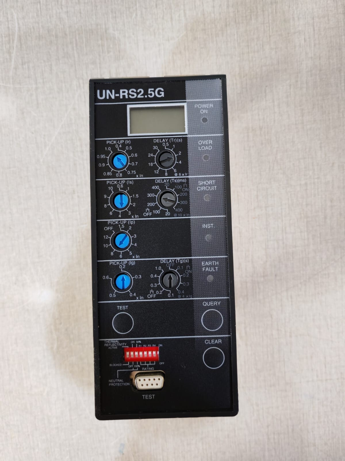Unbranded LF90156 UN-RS2.5G Air Circuit Breaker System LF90156 Rev: 06 2