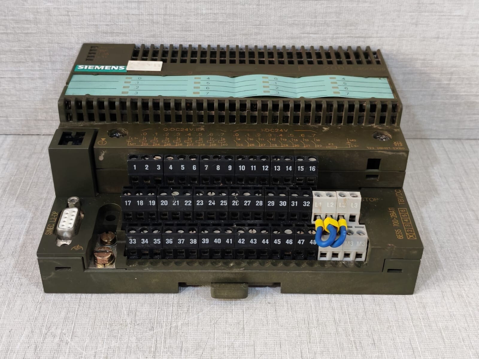 Siemens ET 200B-8DI/8DO ET 200B-8DI/8DO Siemens 6ES5 700-2BA11 with 133-0BH01-0XB0 4