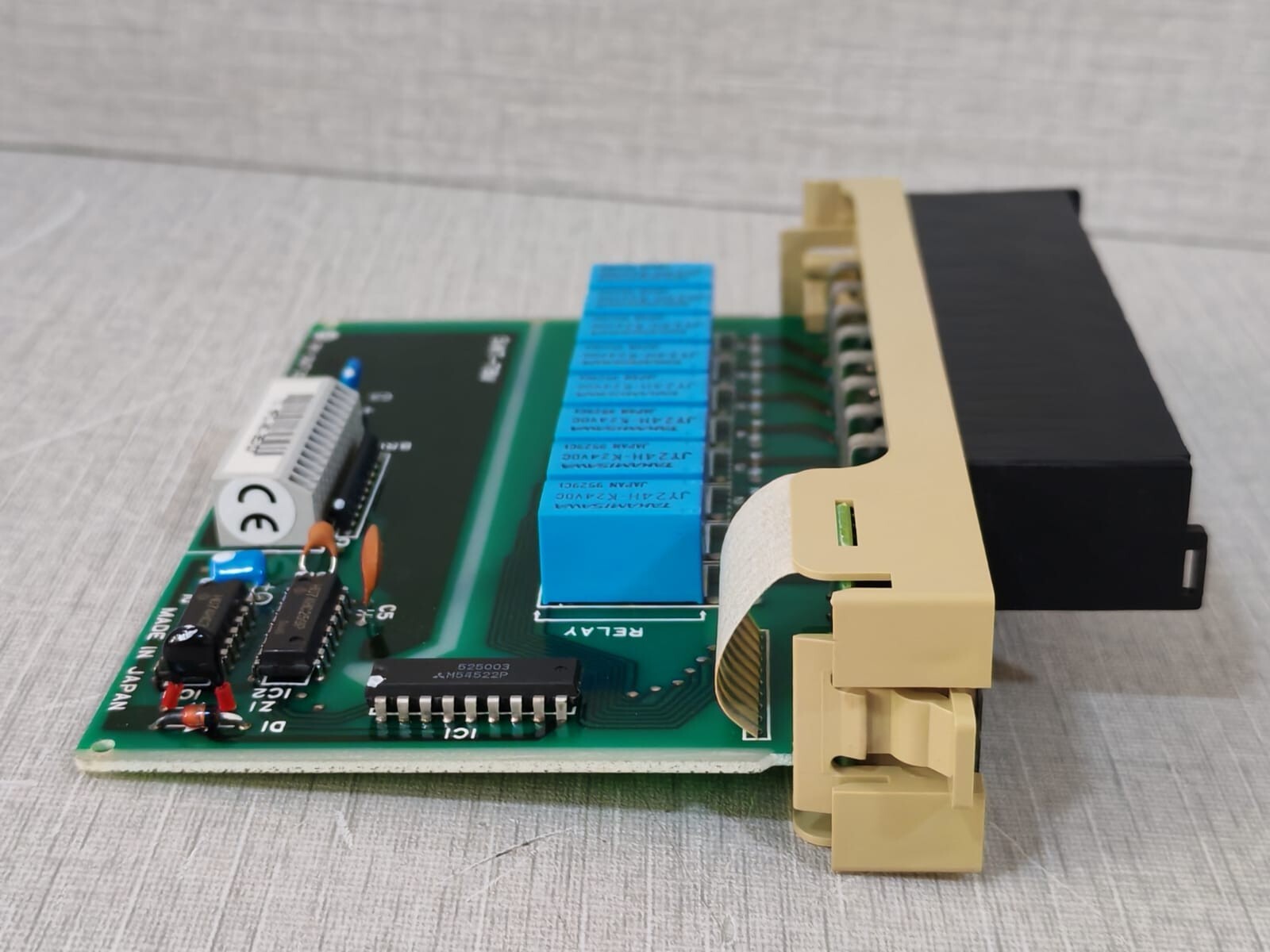 Hitachi 33018611-3 HITACHI POM-RC RELAY OUTPUT MODULE 33018611-3 9