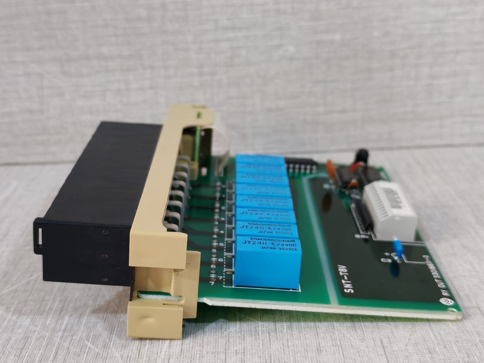 Hitachi 33018611-3 HITACHI POM-RC RELAY OUTPUT MODULE 33018611-3 10