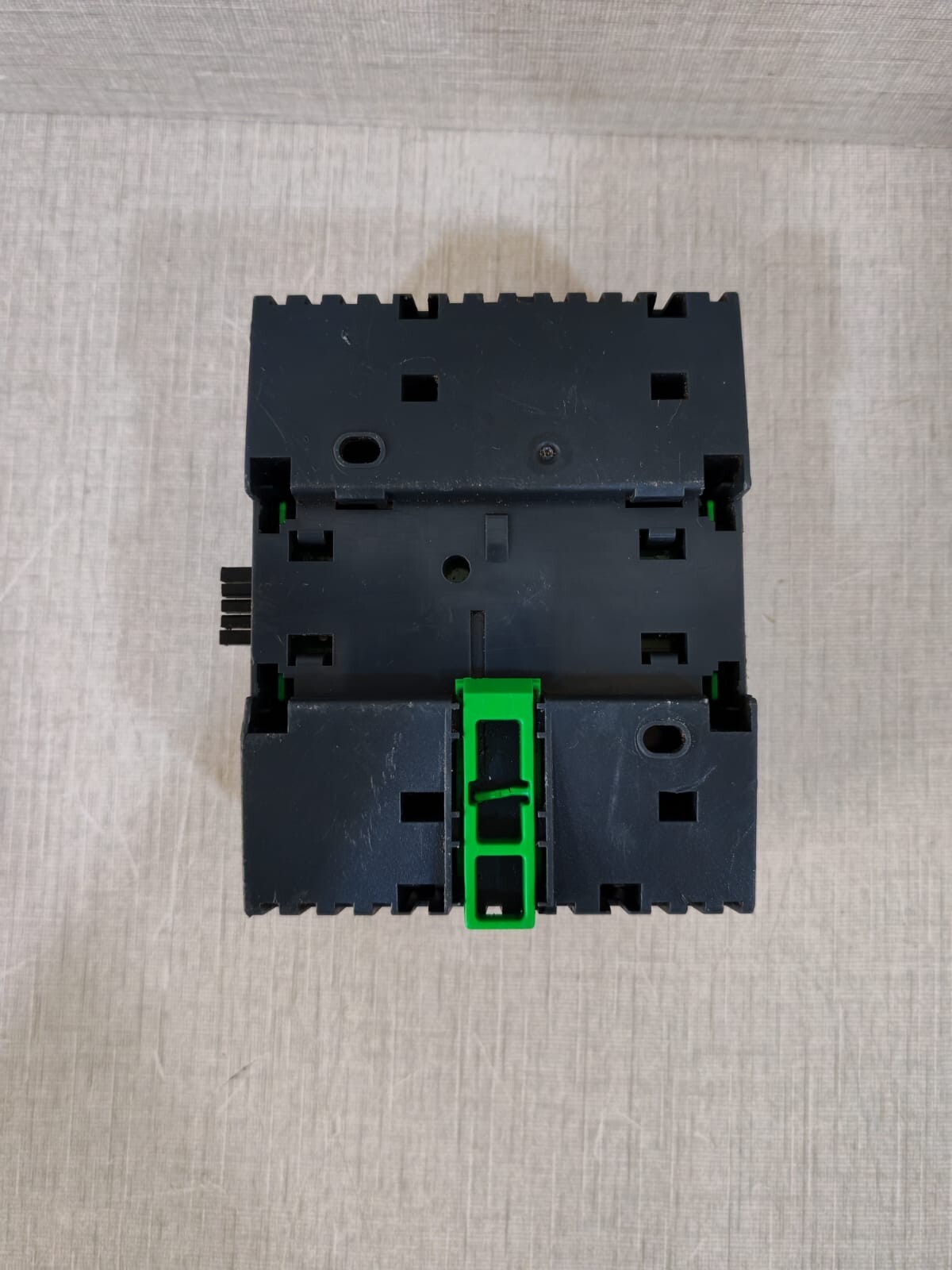 Schneider Electric SXWPS24VX10001 Schneider Electric PS-24V Power Supply P/n: SXWPS24VX10001 with Base 9
