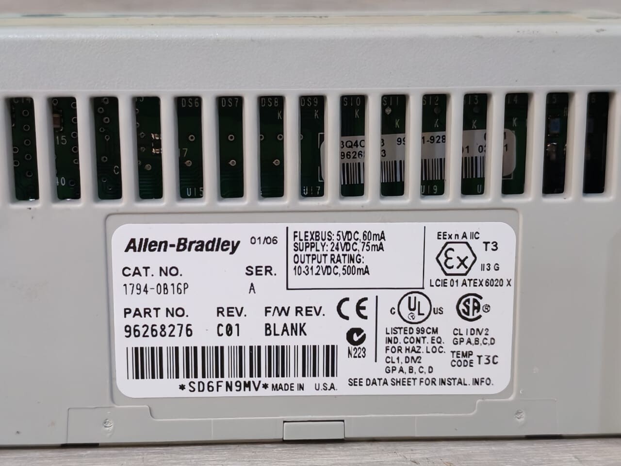Allen-Bradley 96268276 Allen-Bradley 1794-0B16P Ser.A 96268276 Rev.C01 W/ 1794-TB3 Ser.A 96145476 Base 5