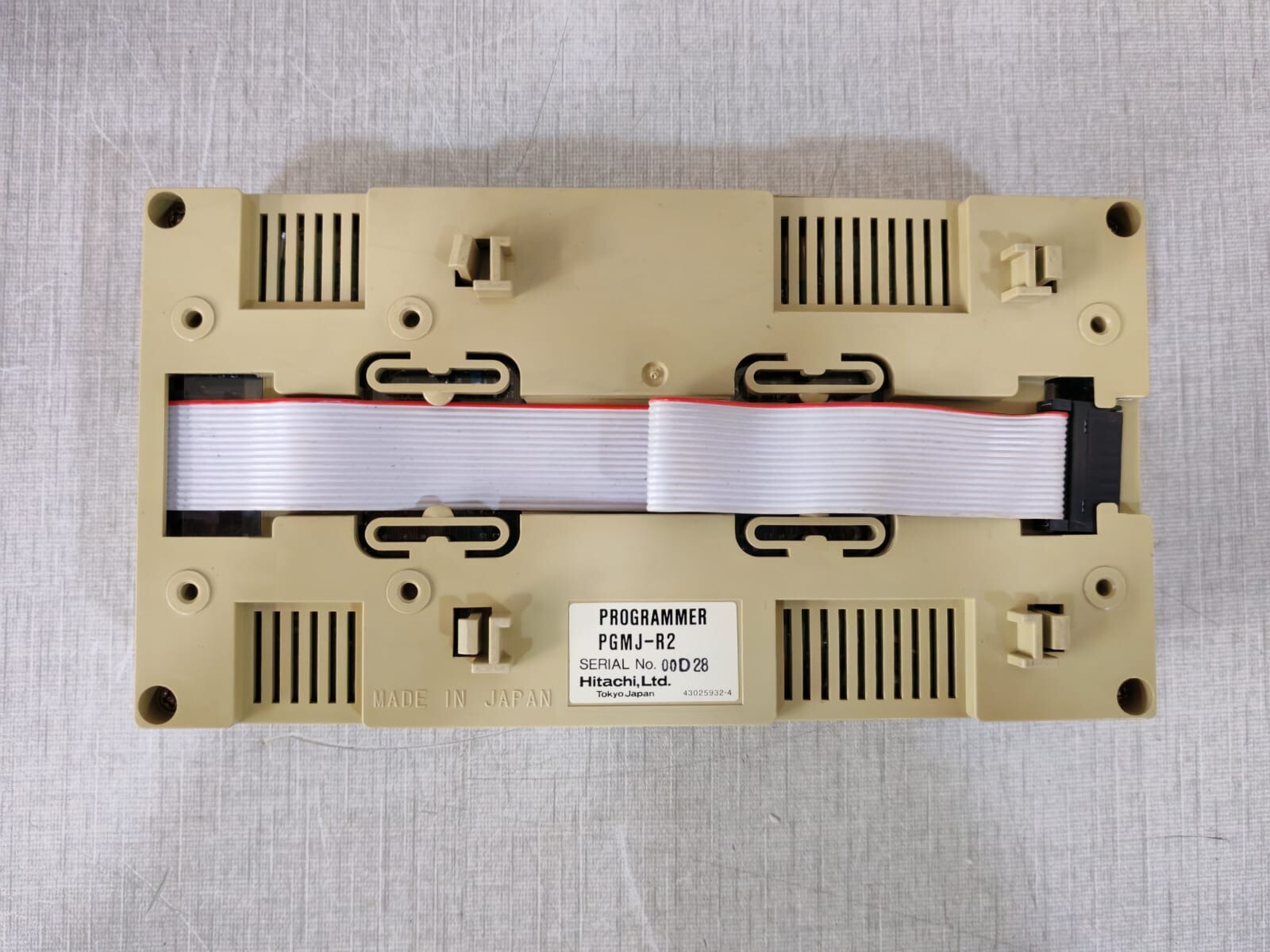 Hitachi PGMJ-R2 Hitachi PGMJ-R2 Programmer 8