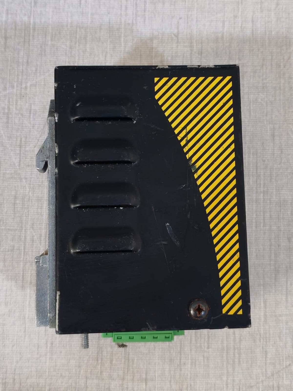 Ruggedcom RMC40-HI-BSC12 Ruggedcom RMC40-HI-BSC12 Ethernet Switch and Media Converter 4