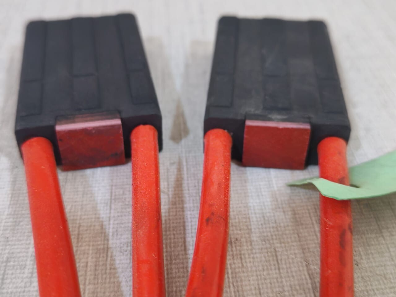 Unbranded EG224 Carbon Brush Set EG224 - (25x32x50mm) 5