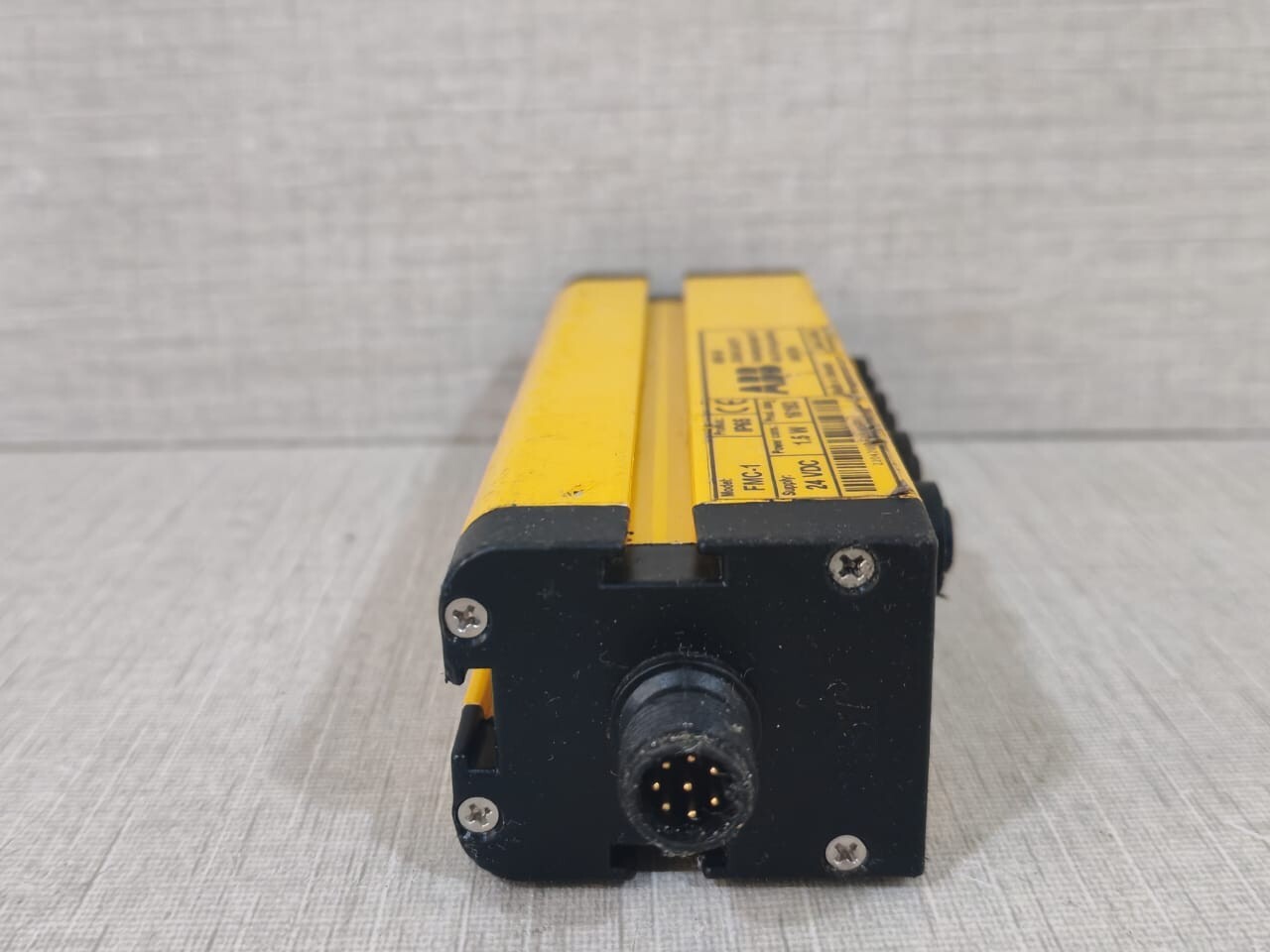 ABB FMC-1 ABB FMC-1 MUTING CONNECTION UNIT 24VDC 8