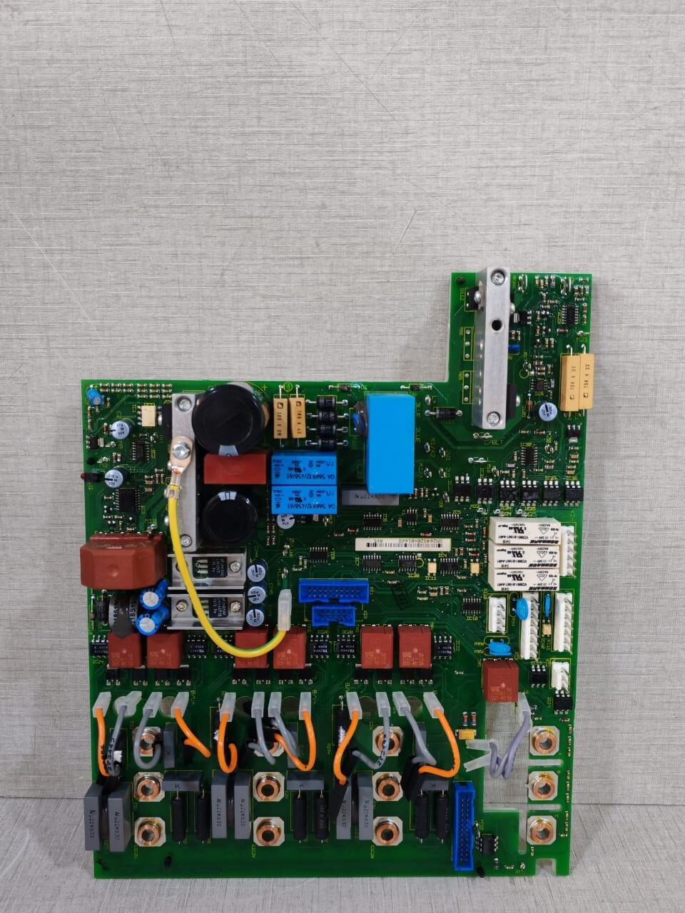 INDRAMAT 109-0988-3B01-04 INVERTER DRIVE TRANSISTOR CIRCUIT