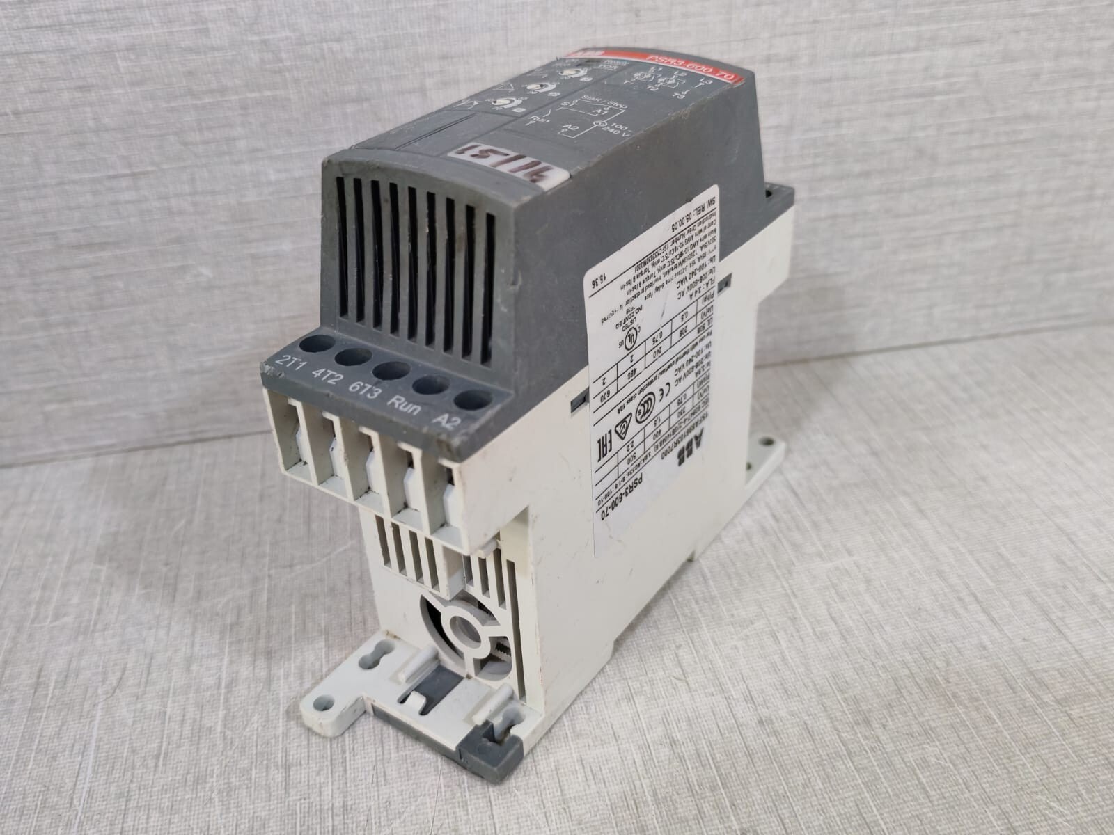 ABB 1SFA896103R7000 ABB PSR3-600-70 SOFT STARTER 1SFA896103R7000 9