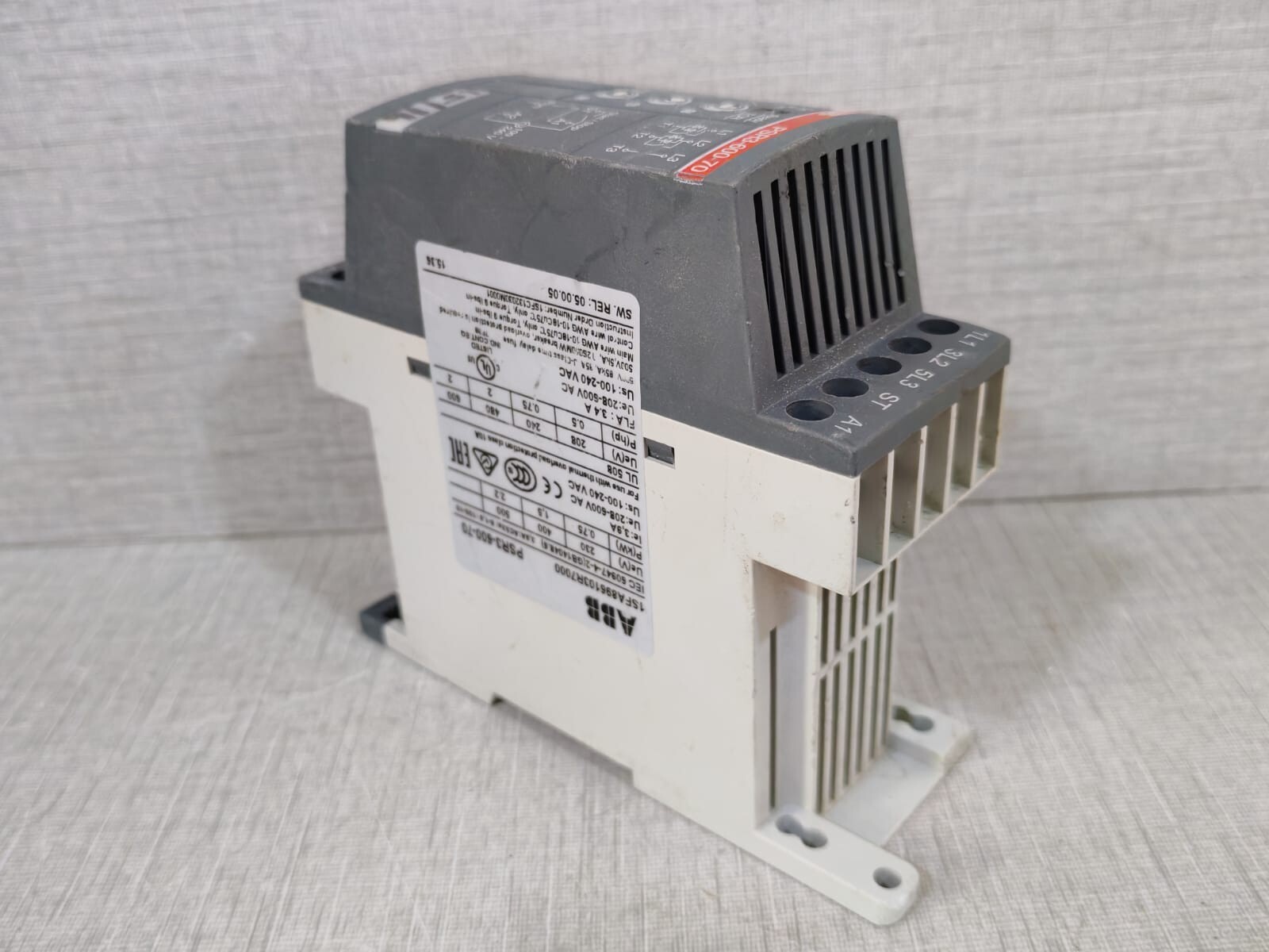 ABB 1SFA896103R7000 ABB PSR3-600-70 SOFT STARTER 1SFA896103R7000 10