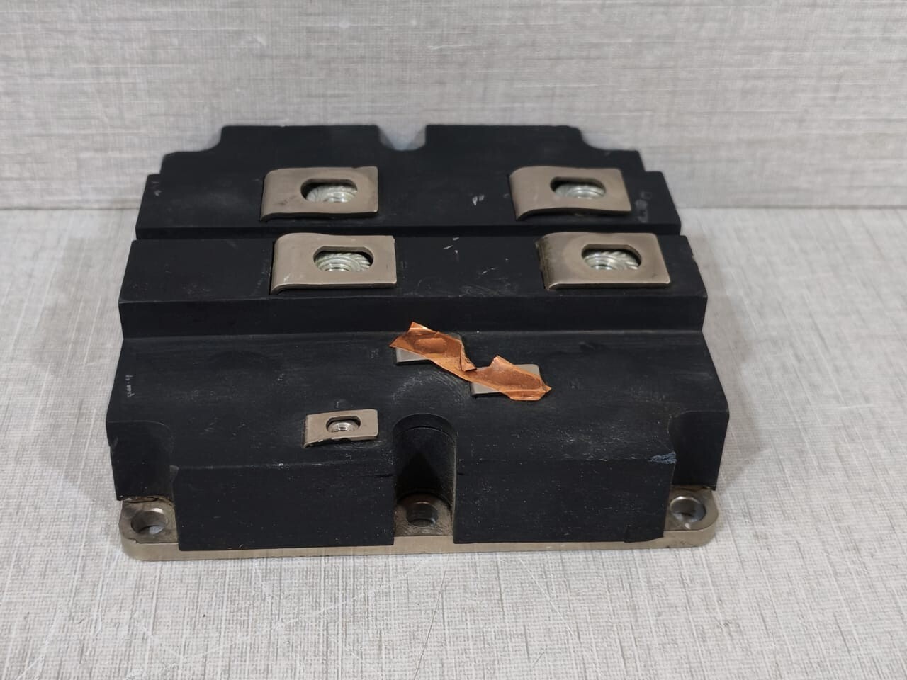 Infineon FZ1600R16KF4-S1 Infineon FZ1600R16KF4-S1 IGBT Module 5