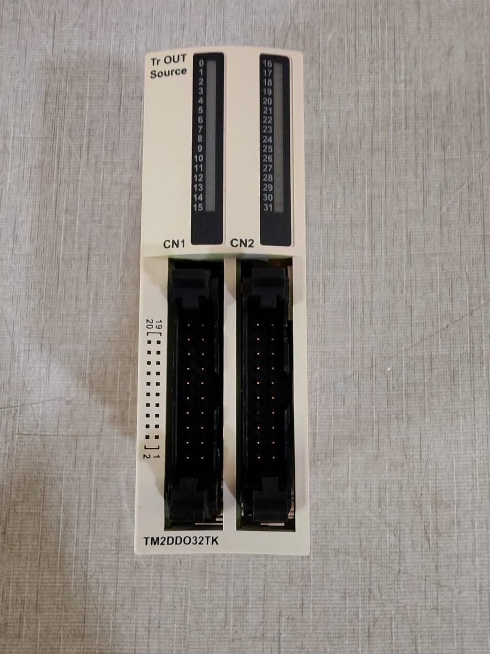 Schneider Electric TM2DDO32TK Schneider Electric Modicon TM2DDO32TK PLC Expansion Output Module 5