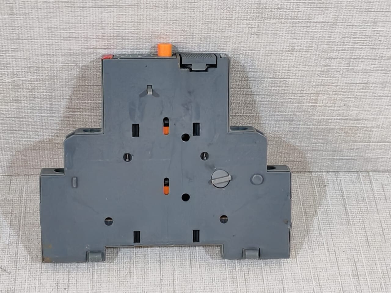 ABB 1SAM201903R1001 ABB SK1-11 SIGNAL CONTACT 1SAM201903R1001 8