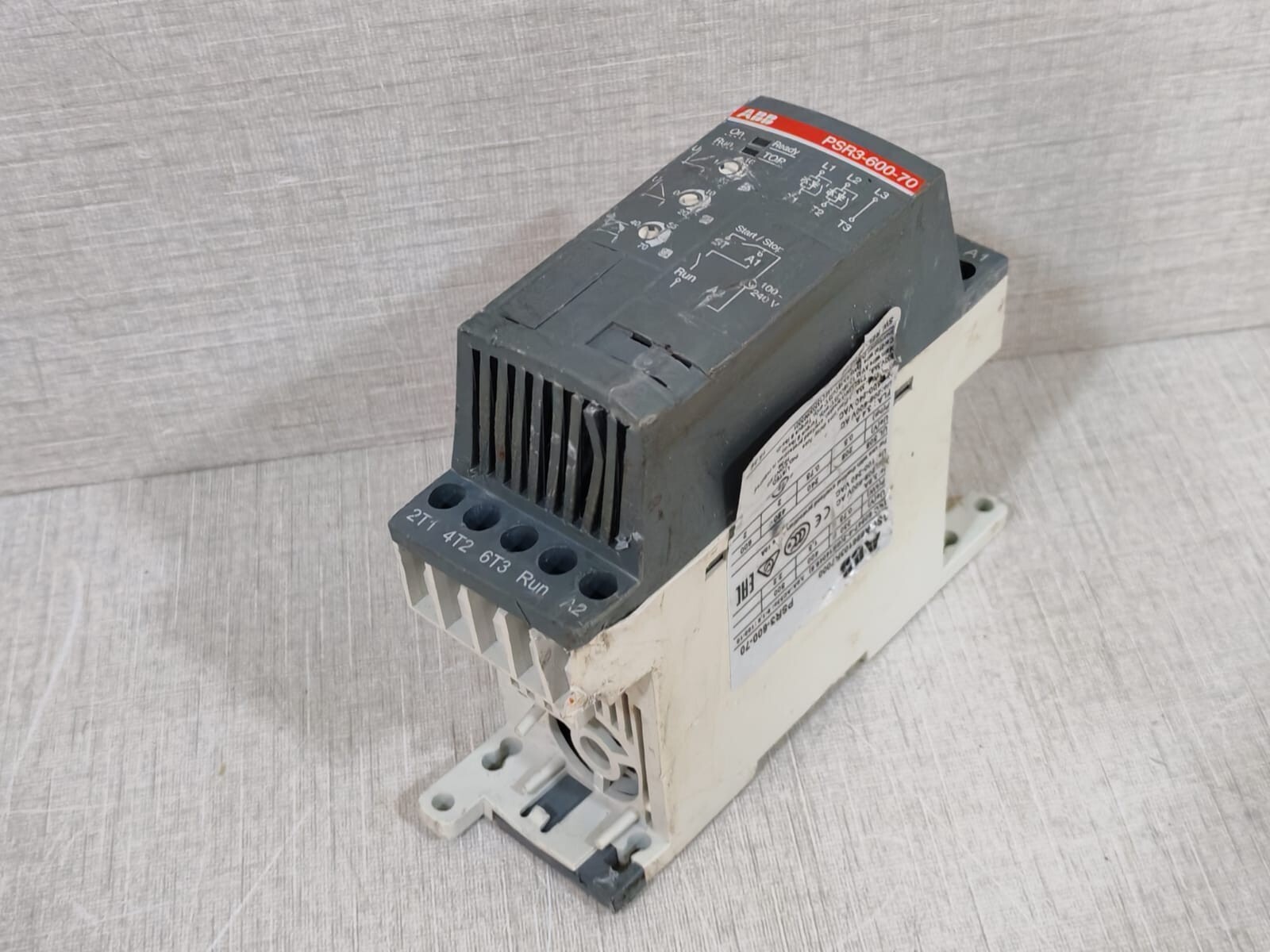 ABB 1SFA896103R7000 ABB PSR3-600-70 SOFT STARTER 1SFA896103R7000-WITH DAMAGED/BROKEN PART 3