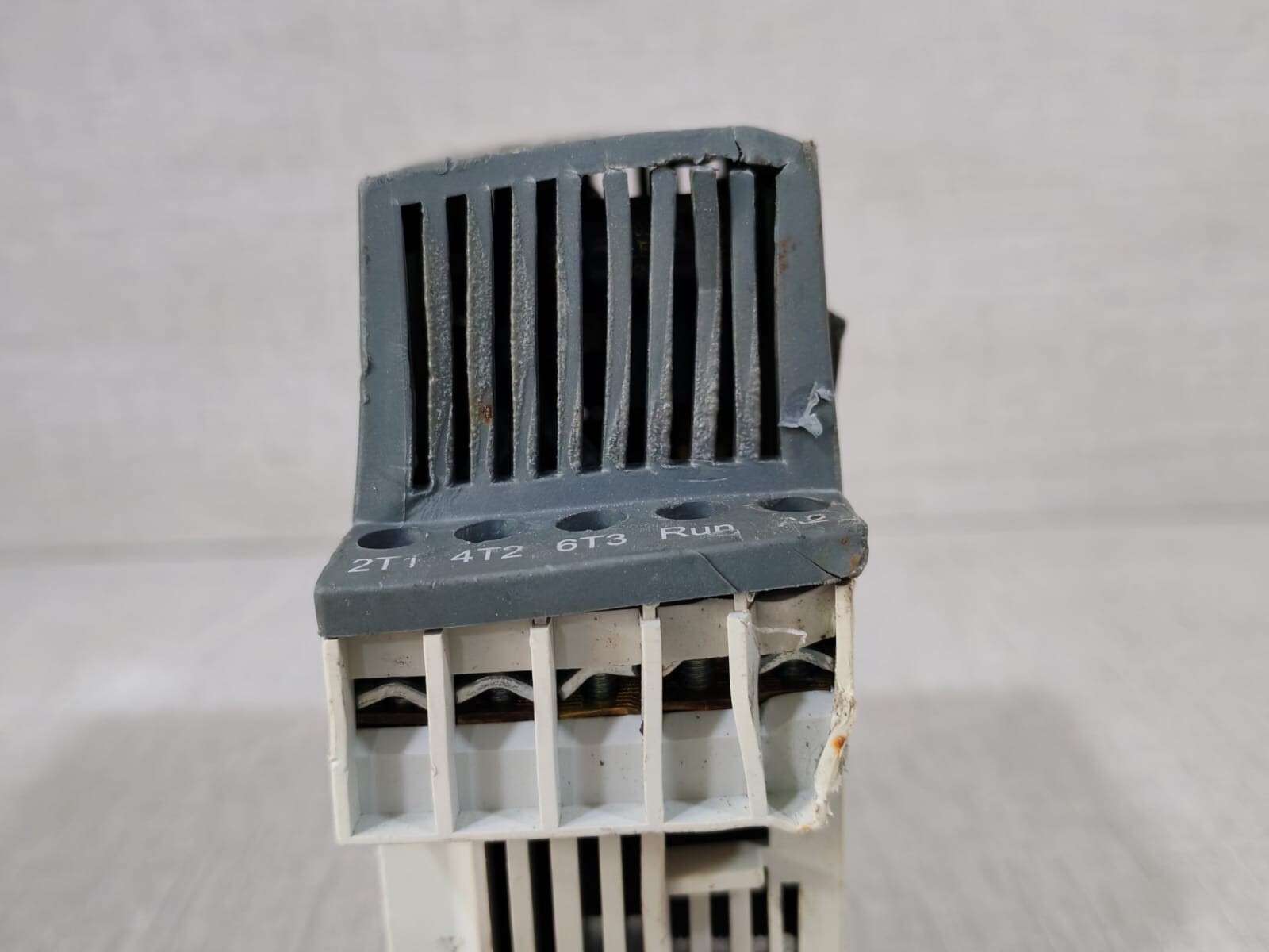 ABB 1SFA896103R7000 ABB PSR3-600-70 SOFT STARTER 1SFA896103R7000-WITH DAMAGED/BROKEN PART 8