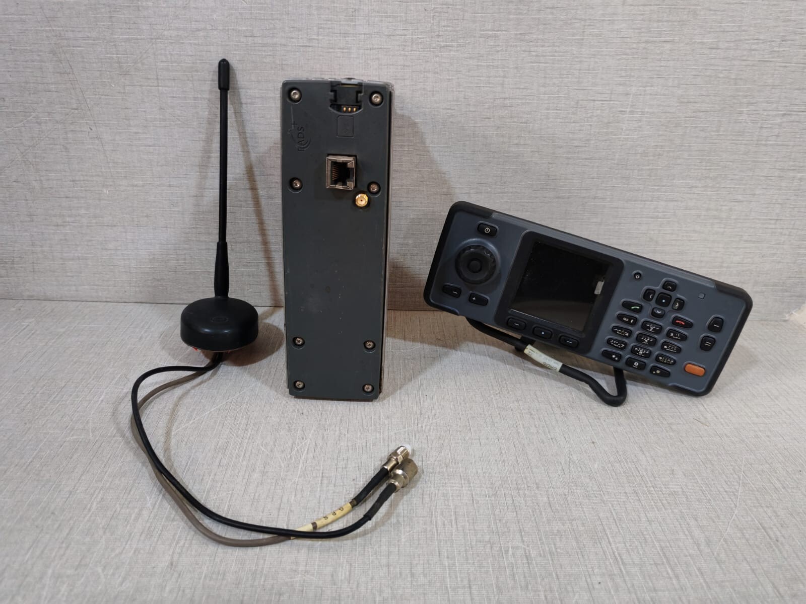 EADS TMR880i Remote Head UHF Digital TETRA Radio GPS JAVA Type: RC-9