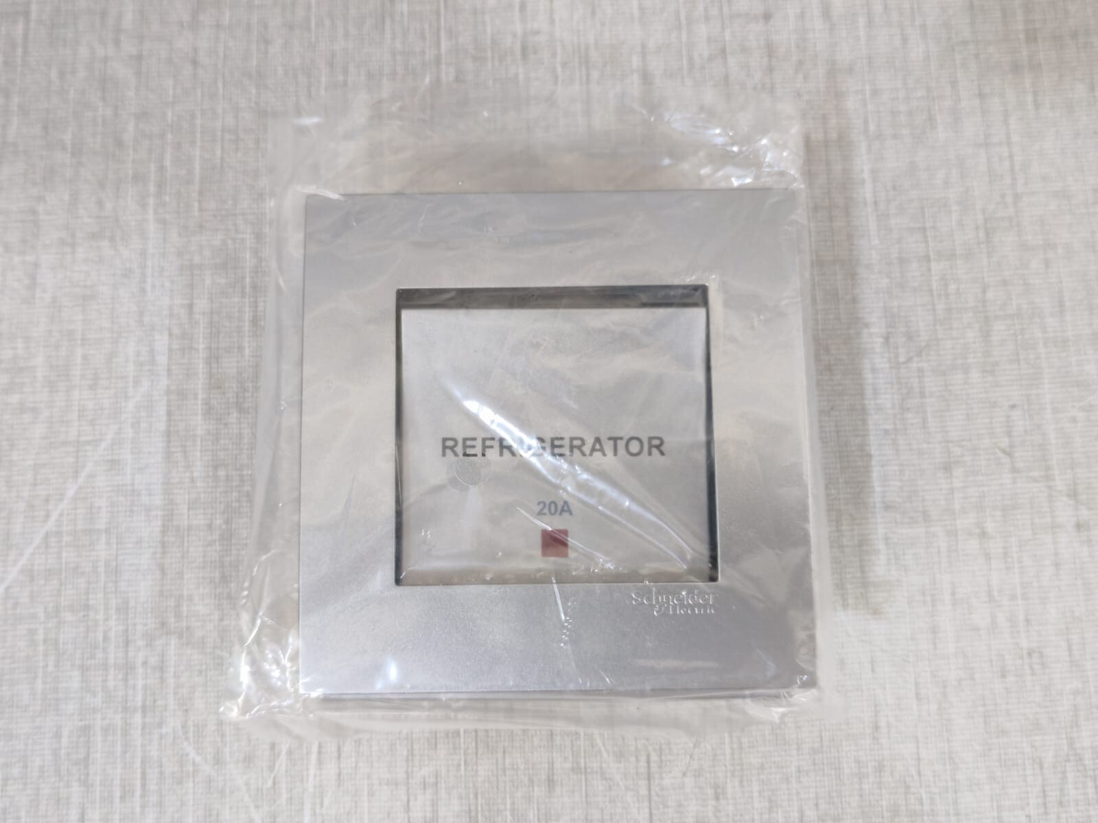 Schneider Electric KB31D20NER SCHNEIDER ELECTRIC KB31D20NER_AS_G12 VIVACE 1 GANG 1 WAY DP SWITCH 20A -1 BOX 6