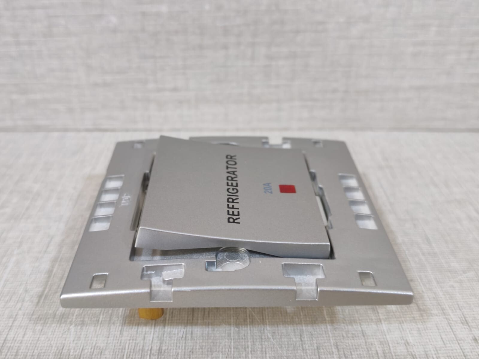 Schneider Electric KB31D20NER SCHNEIDER ELECTRIC KB31D20NER_AS_G12 VIVACE 1 GANG 1 WAY DP SWITCH 20A -1 BOX 10