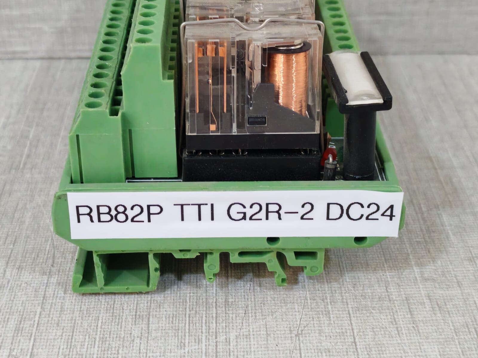 Intech RB82PTTIG2R-2DC24 Intech RB82P TTI G2R-2 DC24 Relay RB82PTTIG2R-2DC24 7