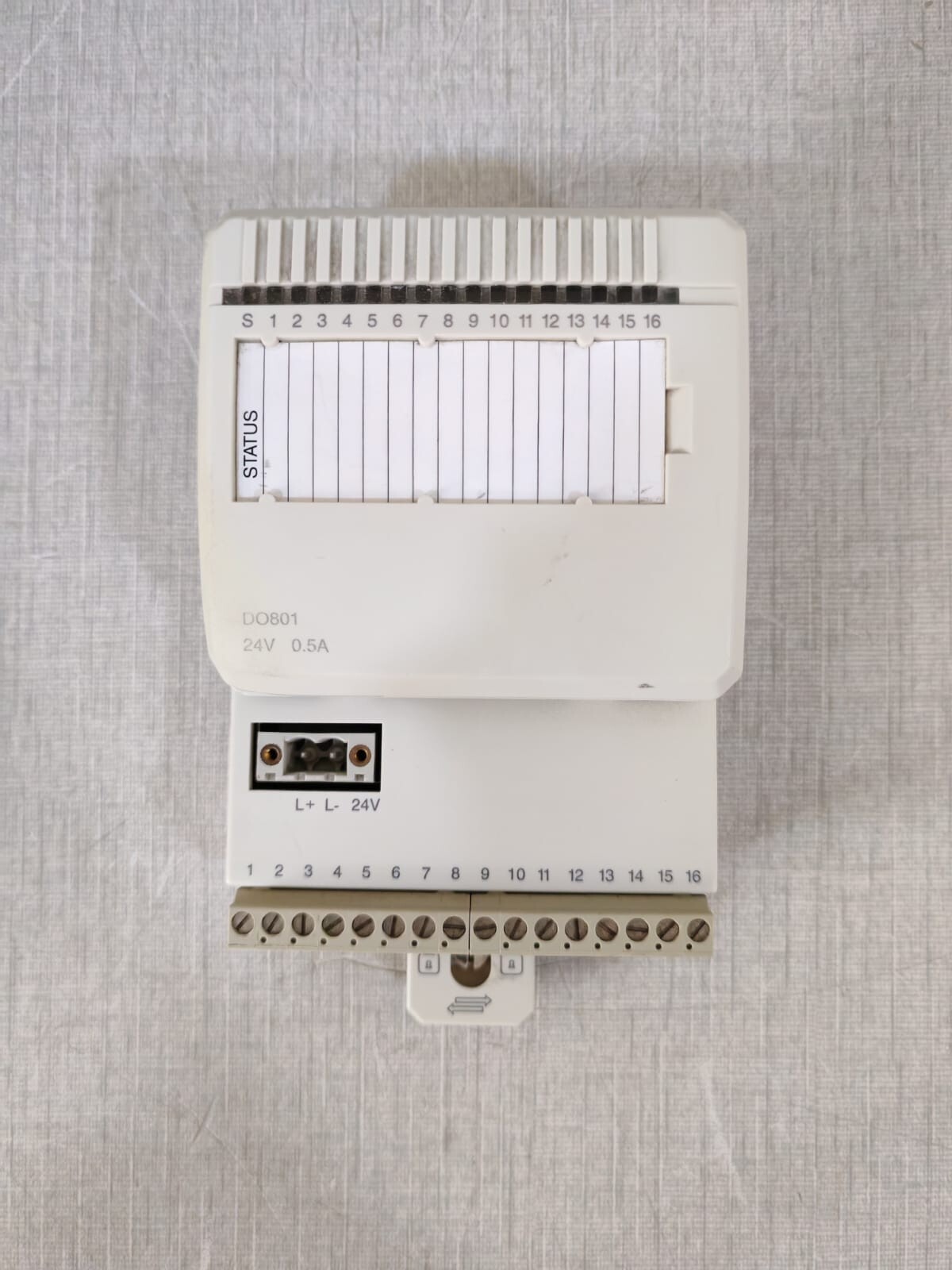 ABB 3BSE020510R1 ABB DO801 Digital Output Module 3BSE020510R1 2