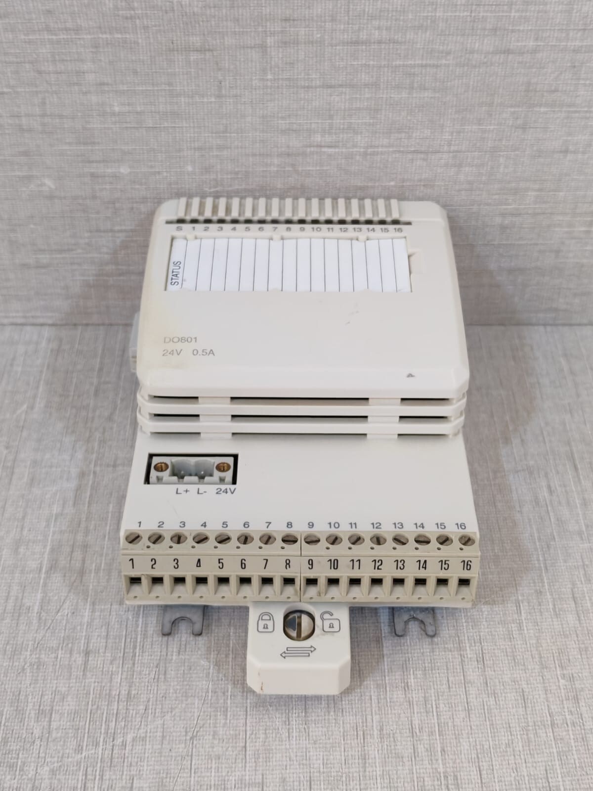 ABB 3BSE020510R1 ABB DO801 Digital Output Module 3BSE020510R1 3