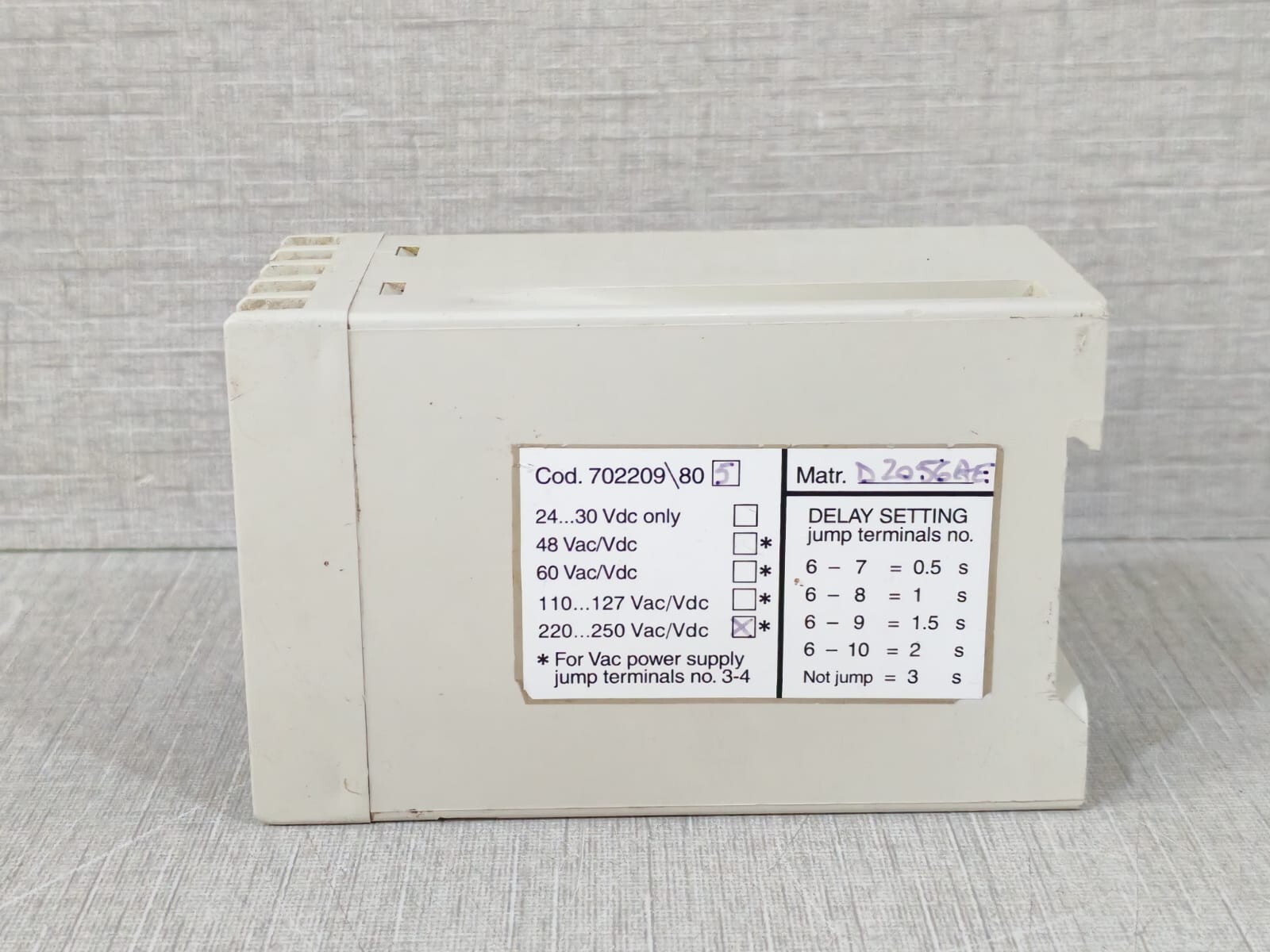 ABB 702209/80-5 ABB SACE YU DELAY 702209/80-5 TIME DELAY RELAY 4
