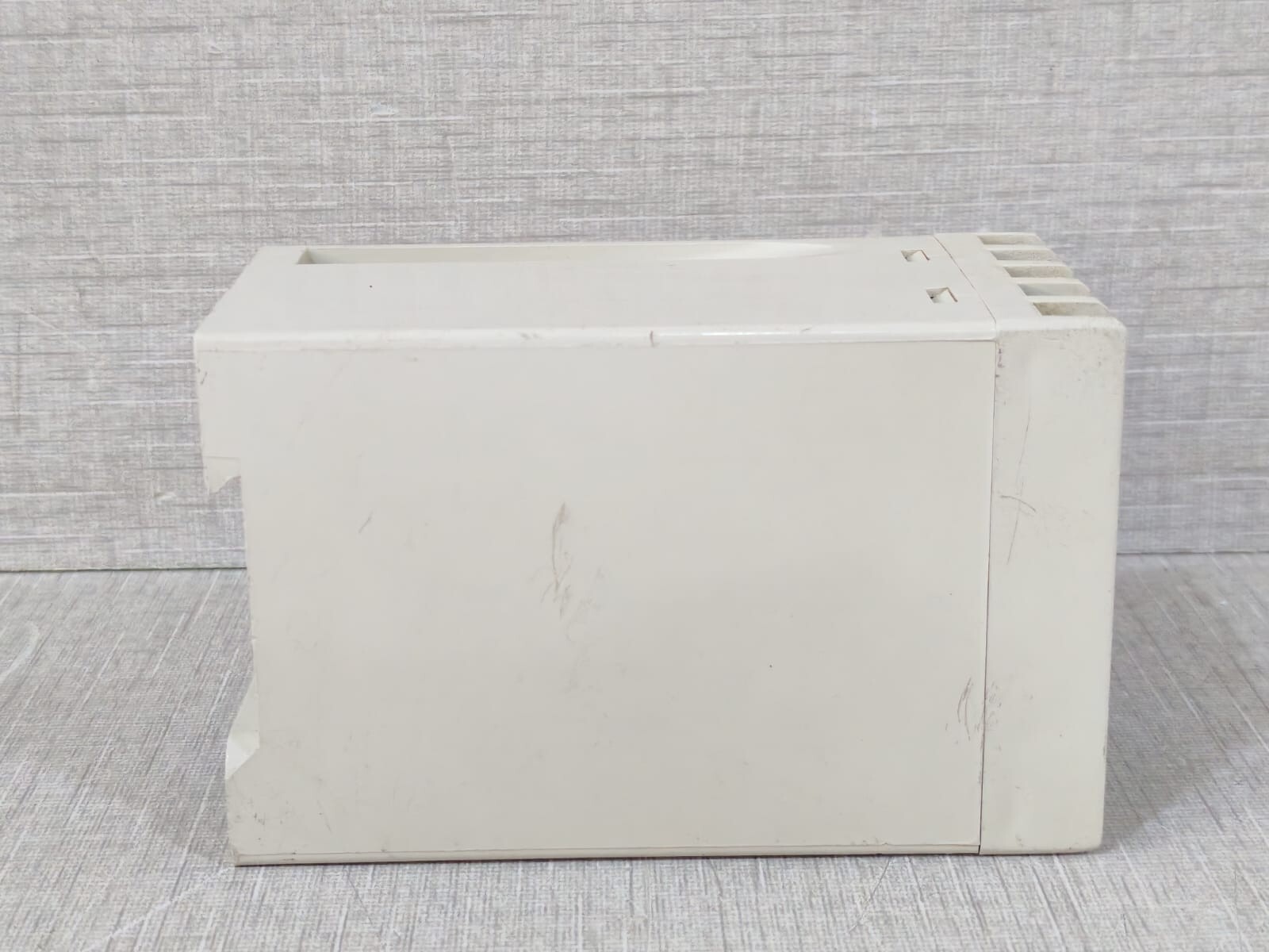 ABB 702209/80-5 ABB SACE YU DELAY 702209/80-5 TIME DELAY RELAY 5