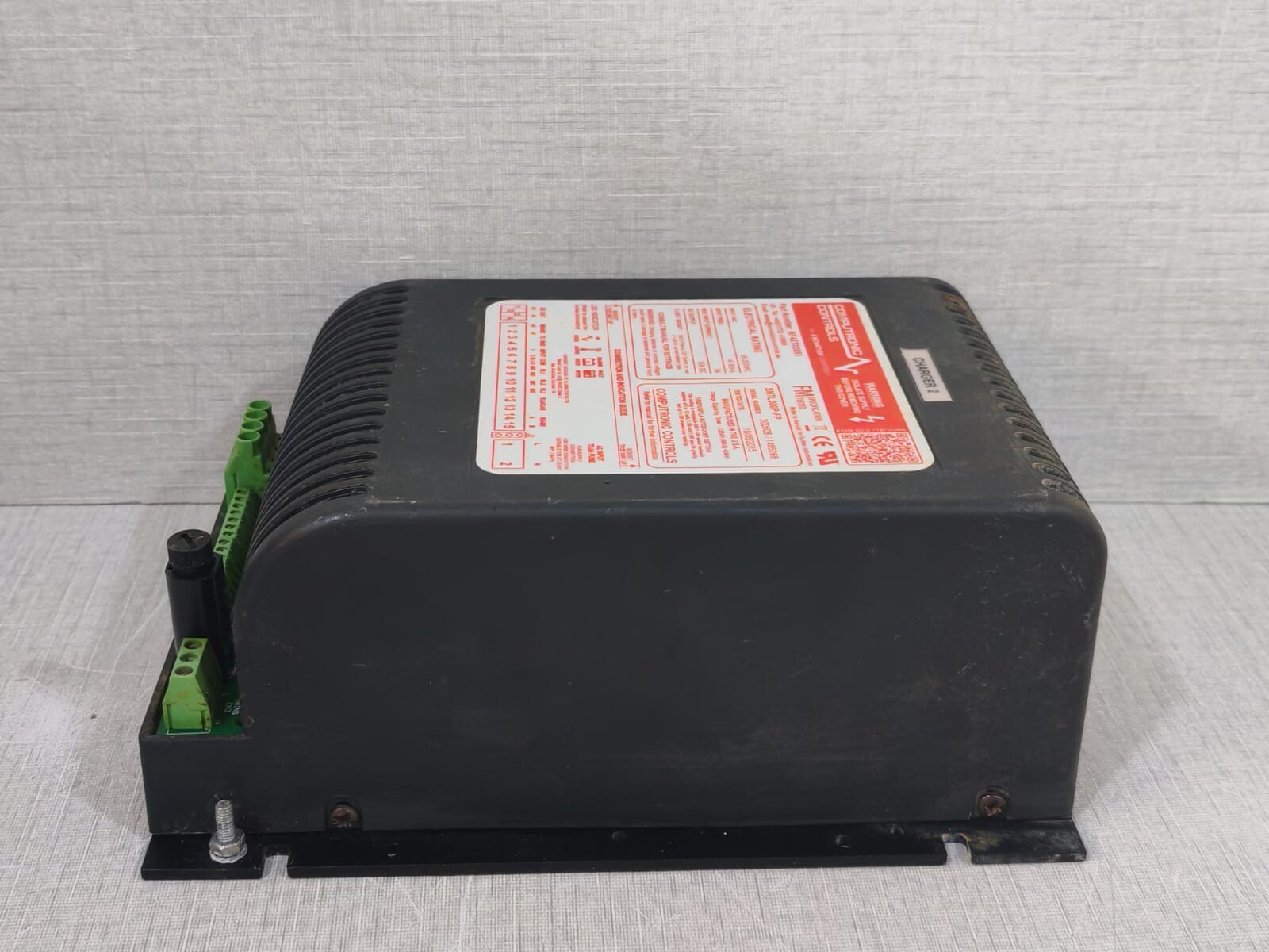 COMPUTRONIC CONTROLS BY ENOVATION CONTROL NF42703851 COMPUTRONIC CONTROLS BY ENOVATION CONTROL SNTL300P-FP BATTERY CHARGER NF42703851 10