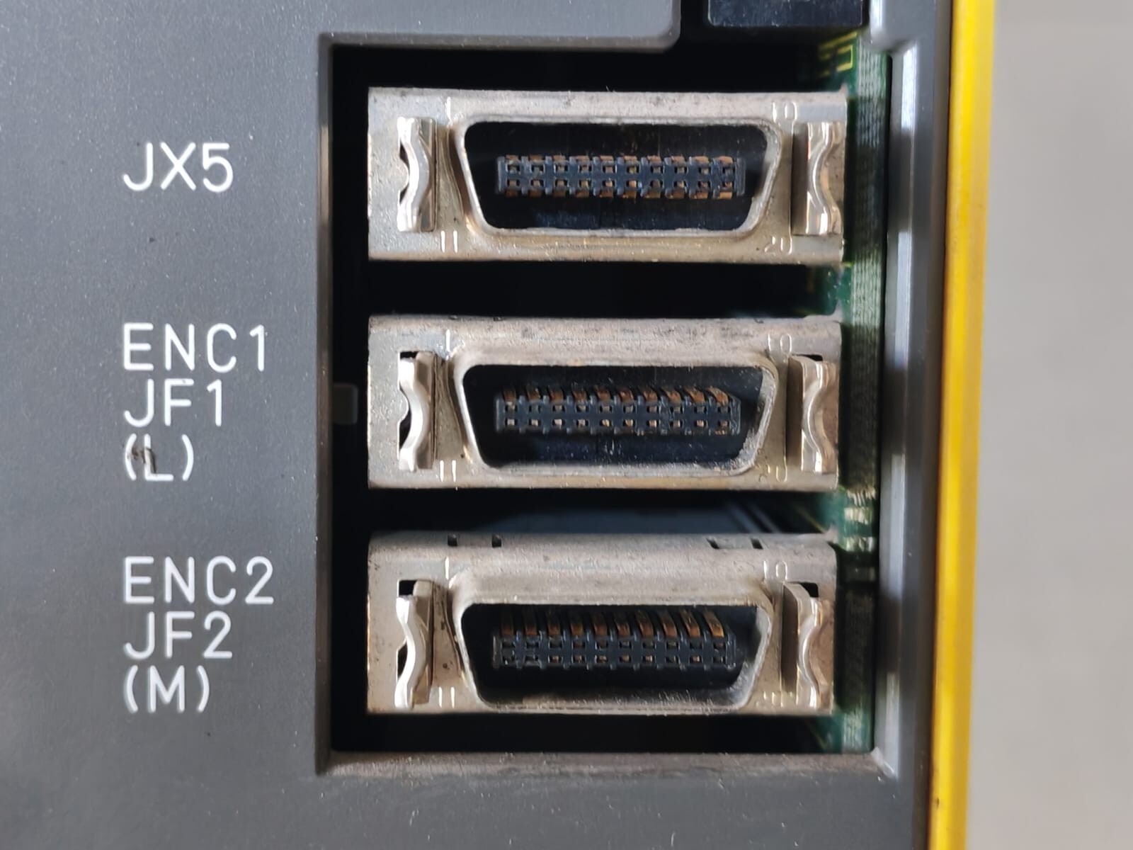 Fanuc A06B-6114-H209 FANUC A06B-6114-H209 SER F SERVO AMPLIFIER 283-339V-11KW 240V 3