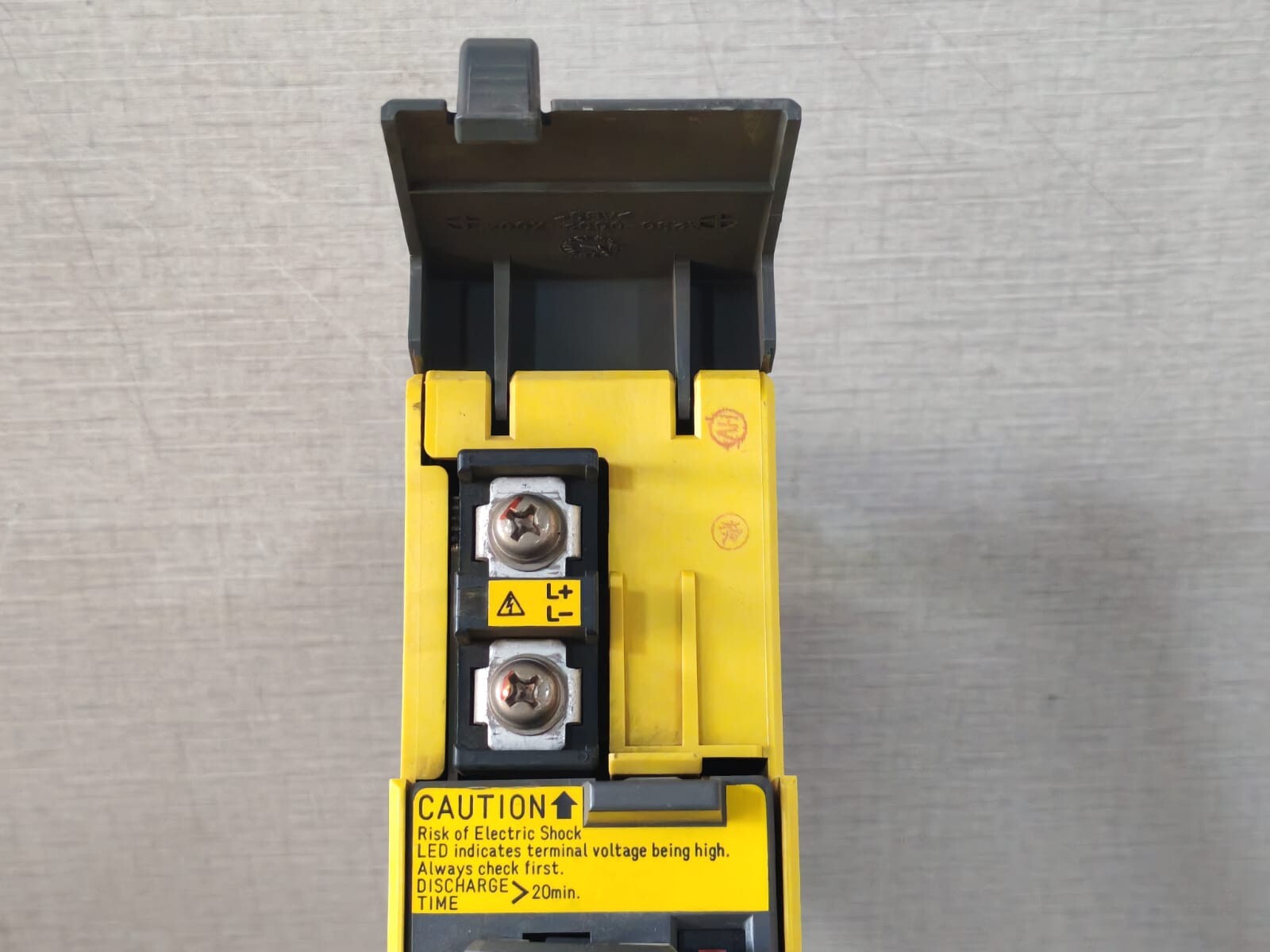Fanuc A06B-6114-H209 FANUC A06B-6114-H209 SER F SERVO AMPLIFIER 283-339V-11KW 240V 6