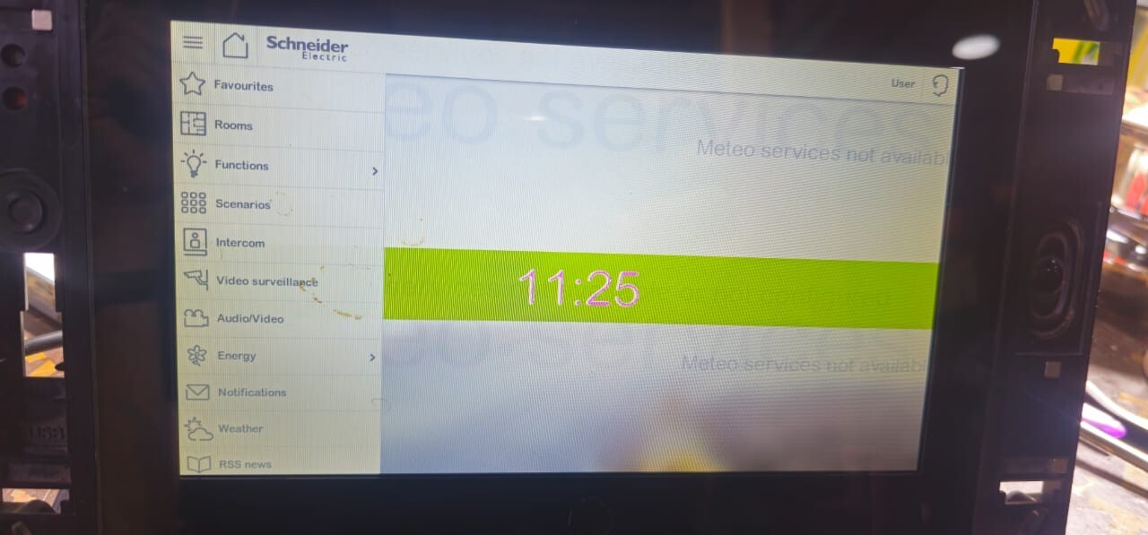 SCHNEIDER ELECTRIC MTN6260-0410 U.MOTION KNX SERVER PLUS,TOUCH 10"