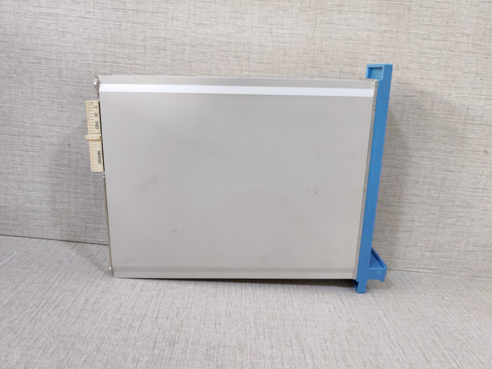 Honeywell USI-0001 v1.3 HONEYWELL USI-0001 v1.3 UNIVERSAL SAFETY INTERFACE MODULE 7