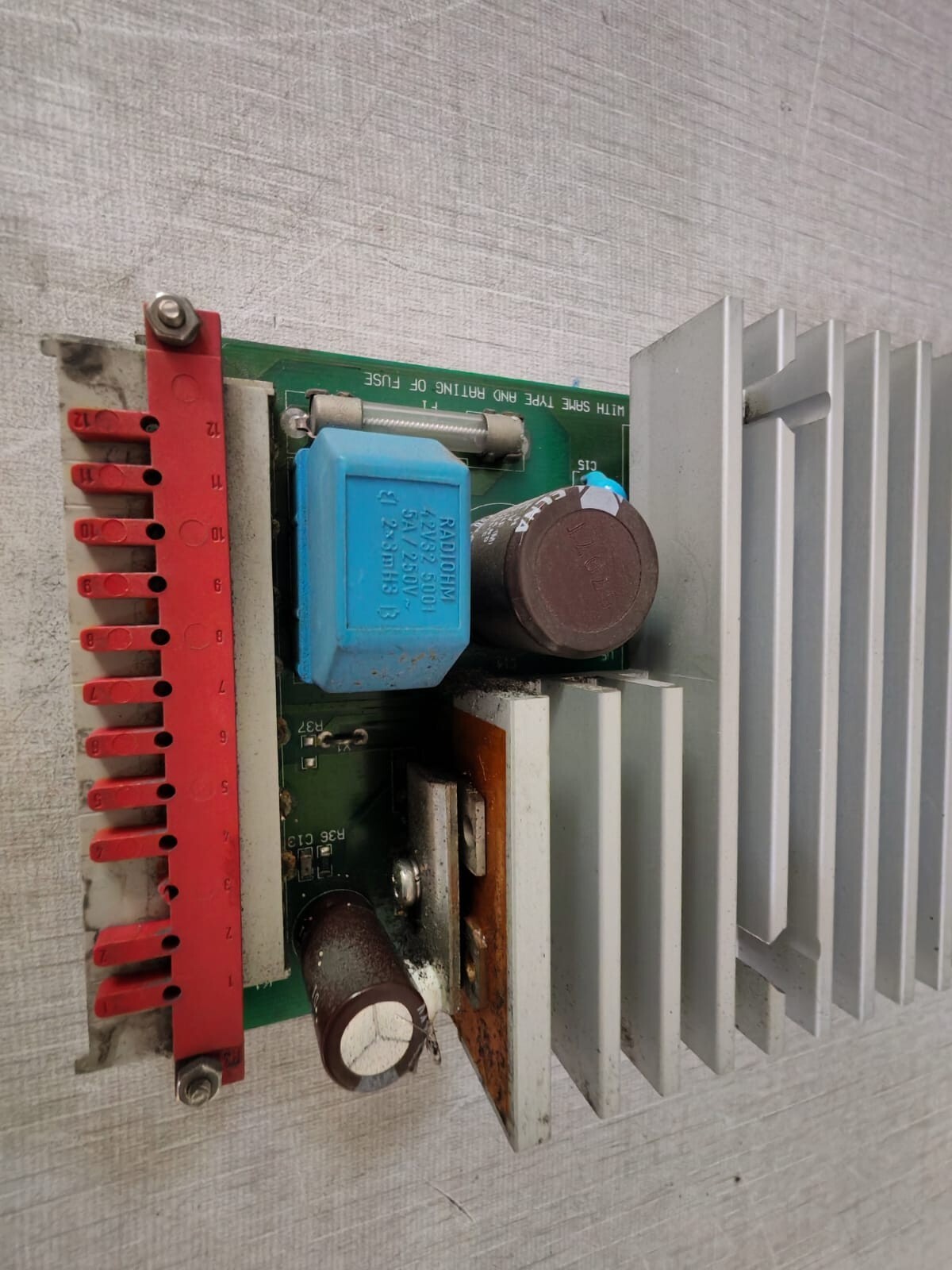 ELCON INSTRUMENTS 1550/PM / 1550/PM-115 ELCON INSTRUMENTS 1550/PM / 1550/PM-115 Module Power Supply 3