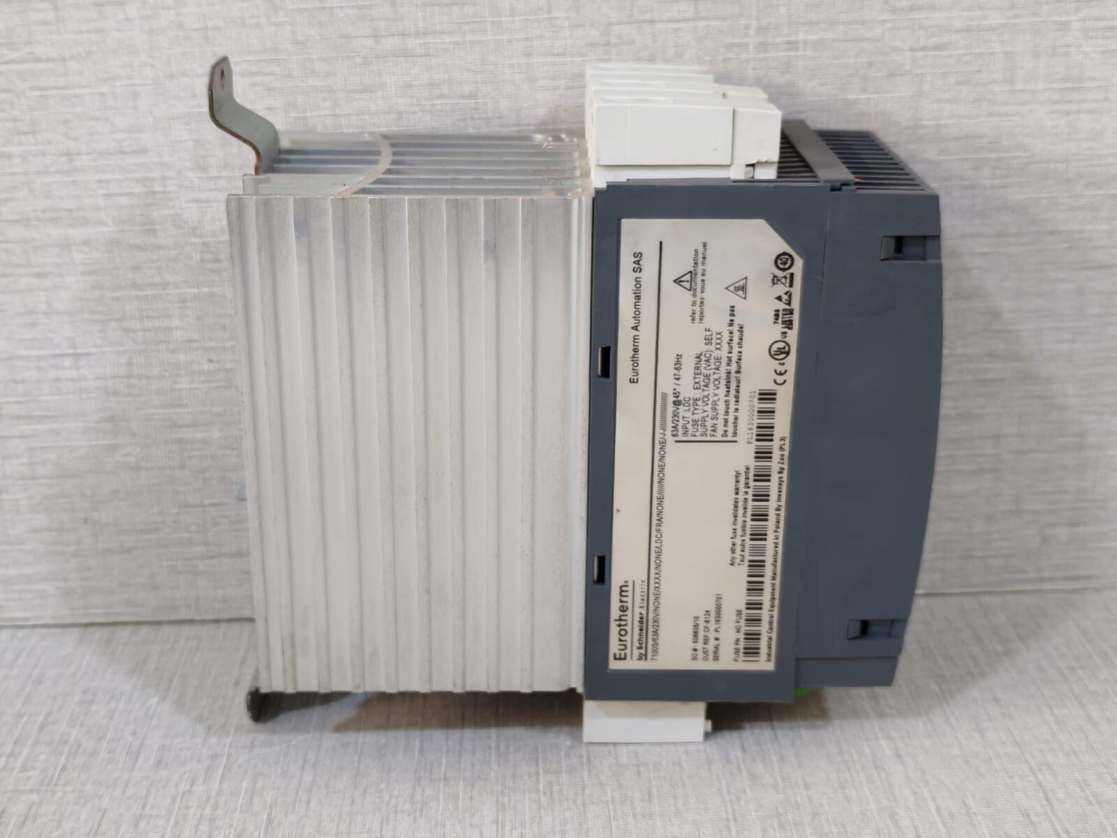 Invensys Eurotherm 7100S 63A/230V Invensys Eurotherm 7100S 63A/230V Solid State Relay CF-6124 5