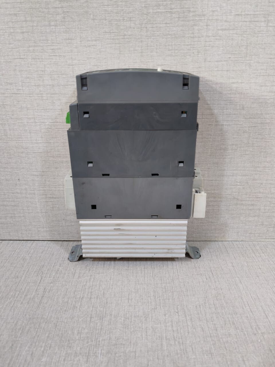 Eurotherm 7100A 40A/230V Eurotherm 7100A Single Phase Power Thyristor Unit 40A/230V 5