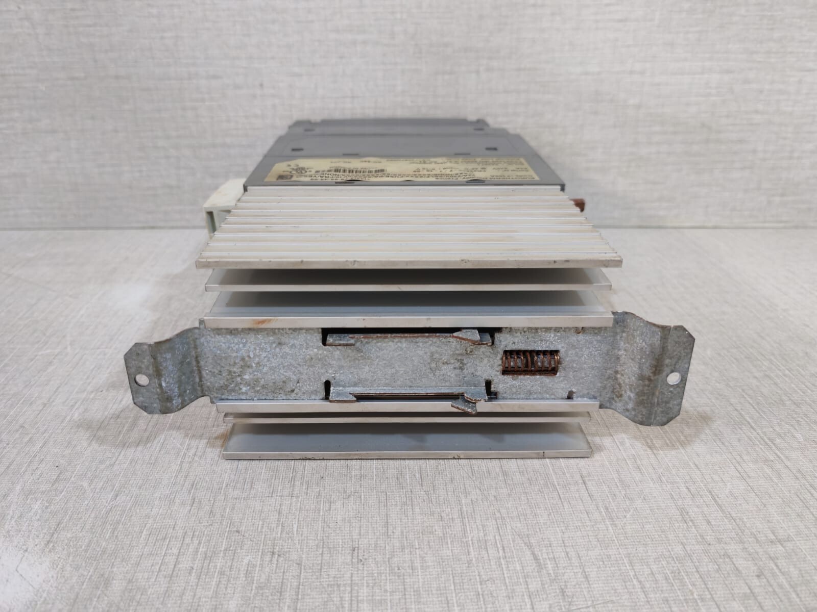 EUROTHERM 7100A 63A 230V EUROTHERM 7100A ADVANCED CONTROLLER POWER THYRISTOR 63A/230V 8