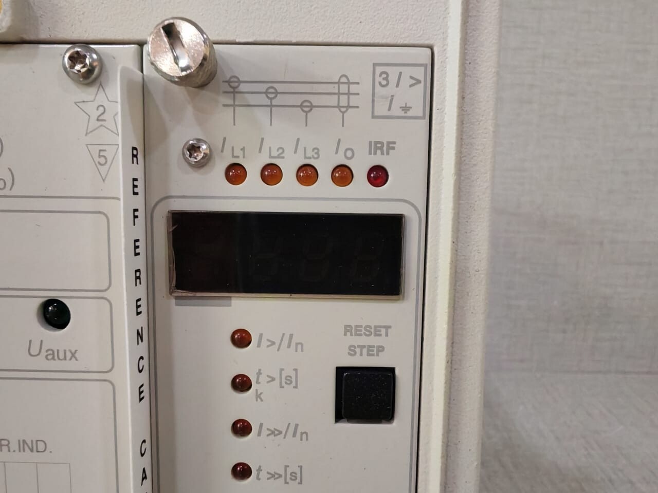 ABB SPAJ-140 ABB SPAJ 140 C-AA REV.E OVERCURRENT & EARTH-FAULT RELAY 5