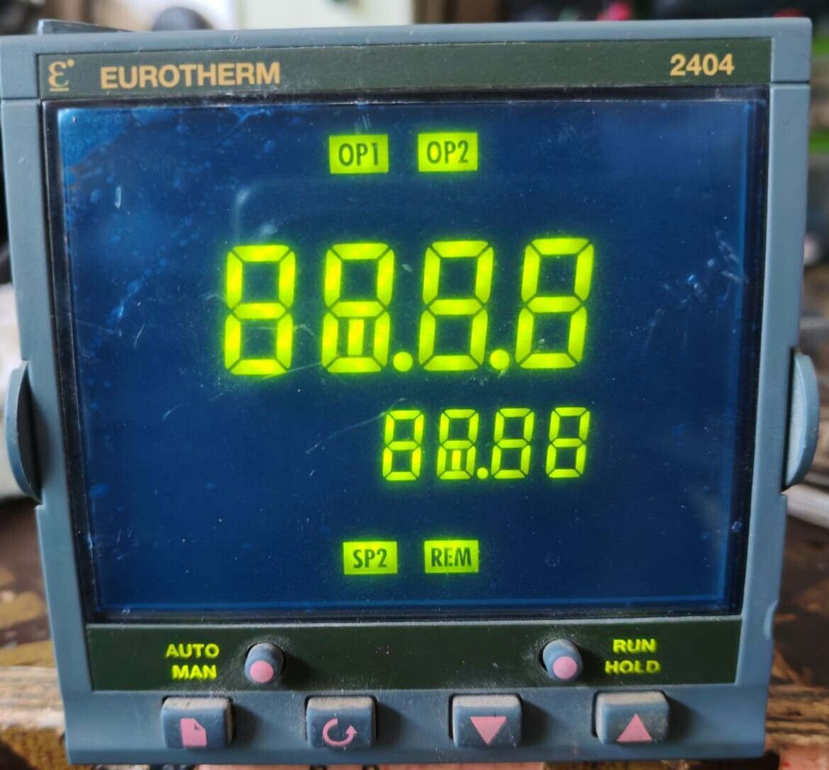 Eurotherm EUROTHERM EUROTHERM 2404 Temperature Controller Module 5