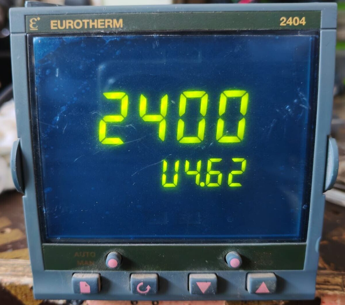 Eurotherm EUROTHERM EUROTHERM 2404 Temperature Controller Module 7