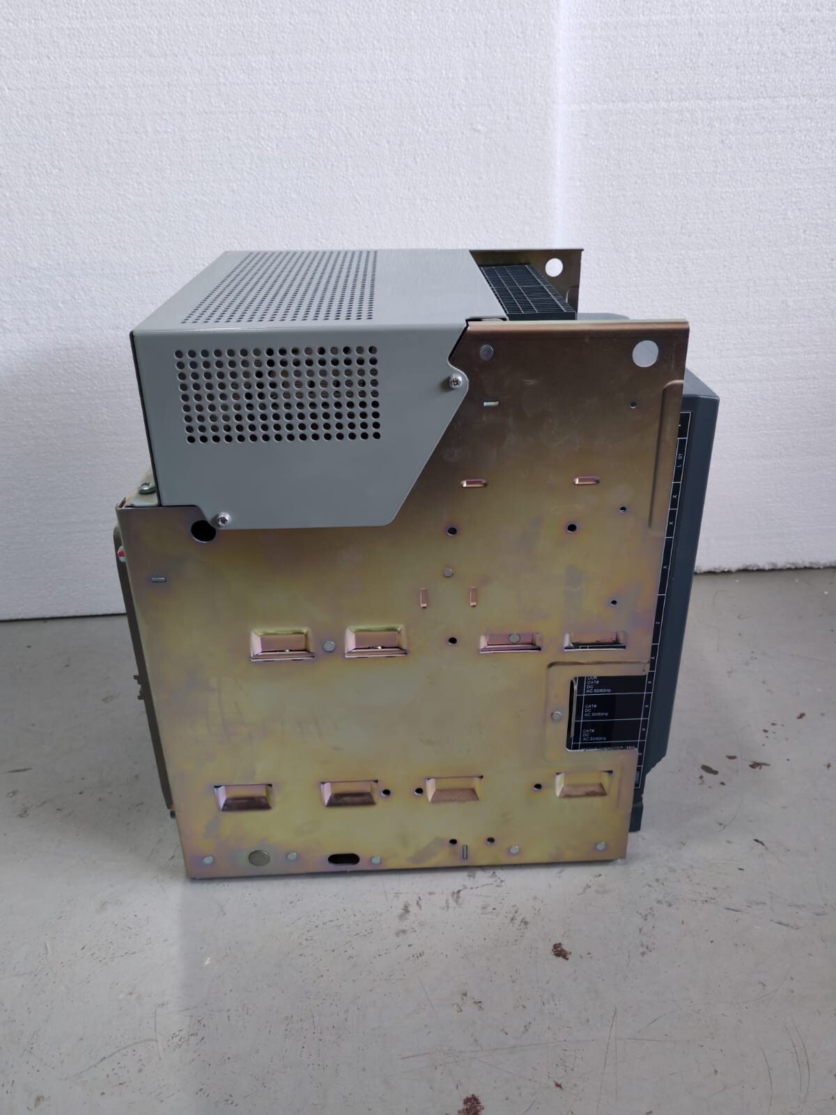 GE LTG00K1XXSFXXXX GE EntelliGuard L LG25S1 LTG00K1XXSFXXXX IN=2500A BB4391 Power Circuit Breaker 6