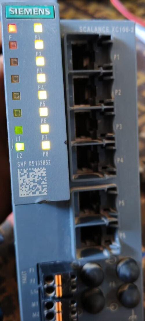 Siemens 6GK5106-2BB00-2AC2 Siemens 6GK5106-2BB00-2AC2 SCALANCE XC106-2 Ethernet Switch 4
