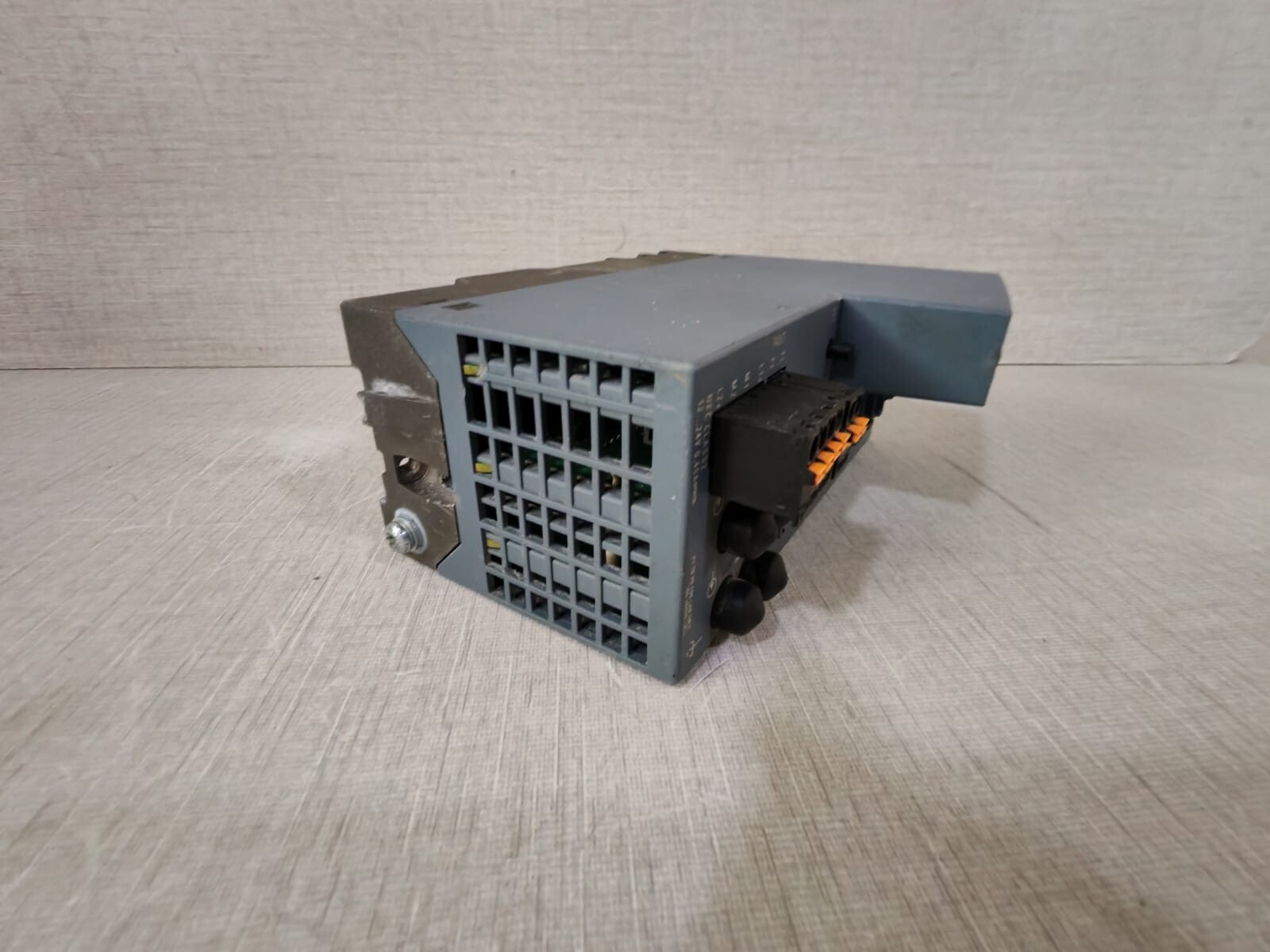 Siemens 6GK5106-2BB00-2AC2 Siemens 6GK5106-2BB00-2AC2 SCALANCE XC106-2 Ethernet Switch 6